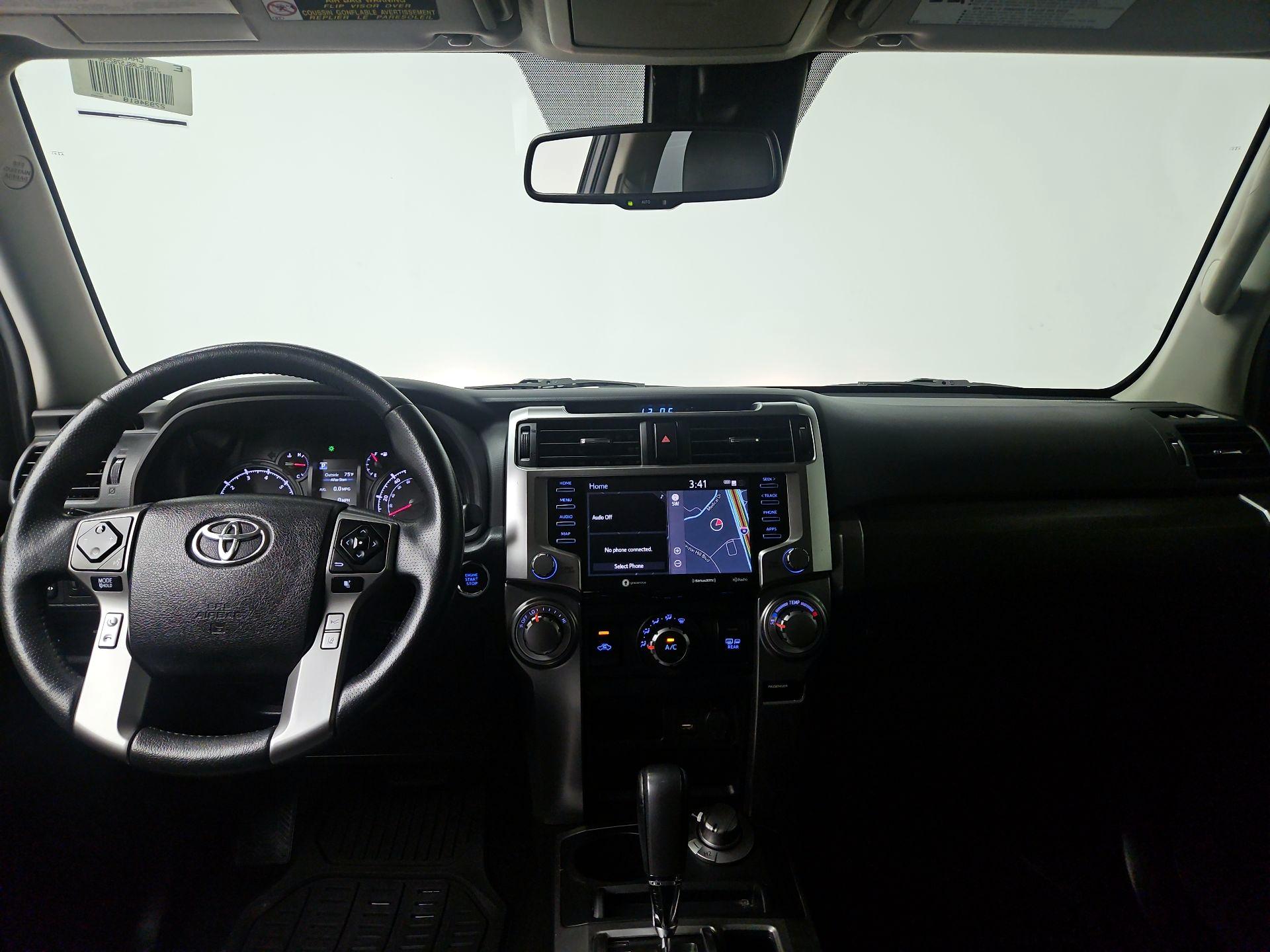 Thumbnail: 2020 Toyota 4Runner - 9