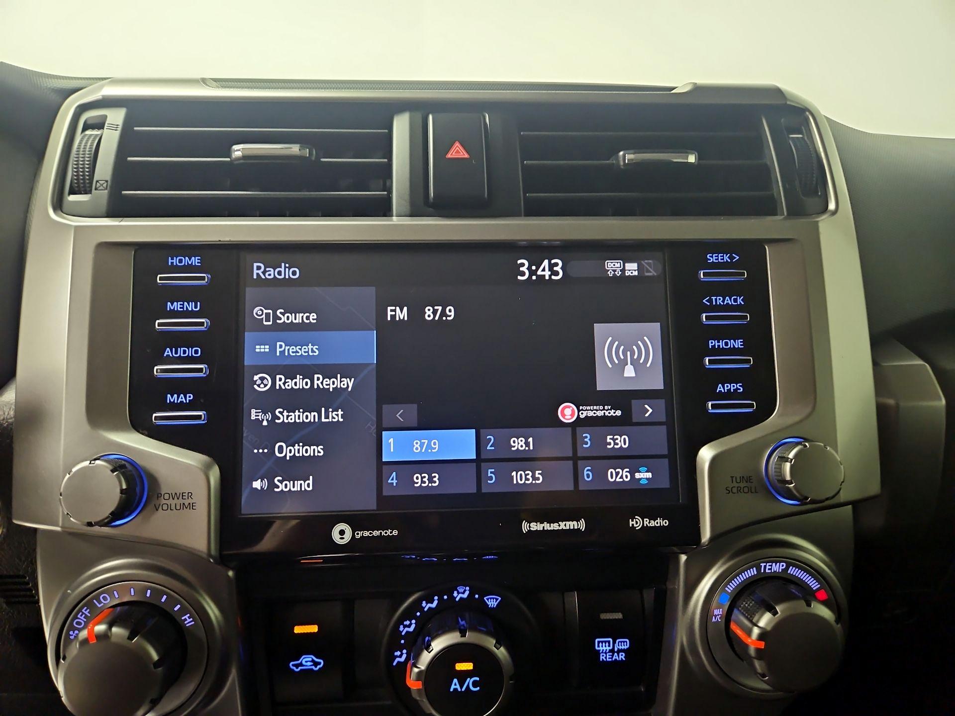 Thumbnail: 2020 Toyota 4Runner - 16