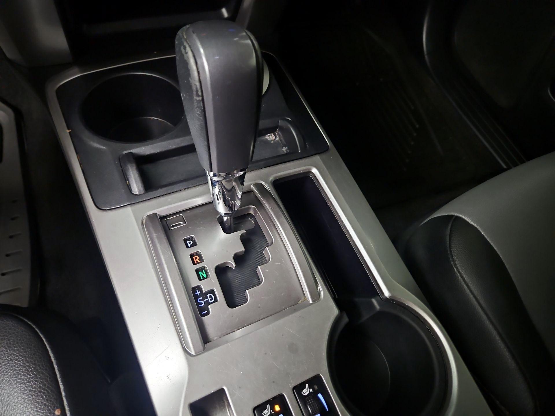 Thumbnail: 2020 Toyota 4Runner - 18