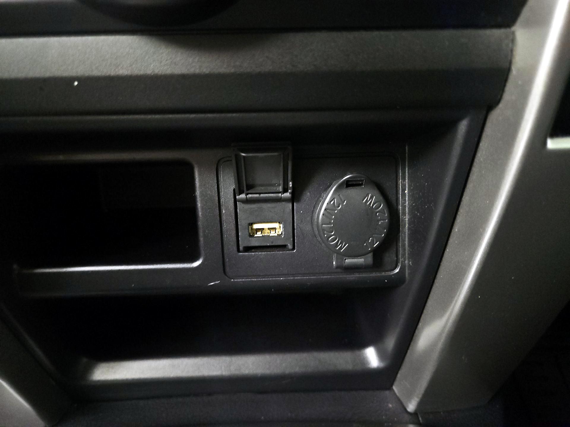 Thumbnail: 2020 Toyota 4Runner - 19