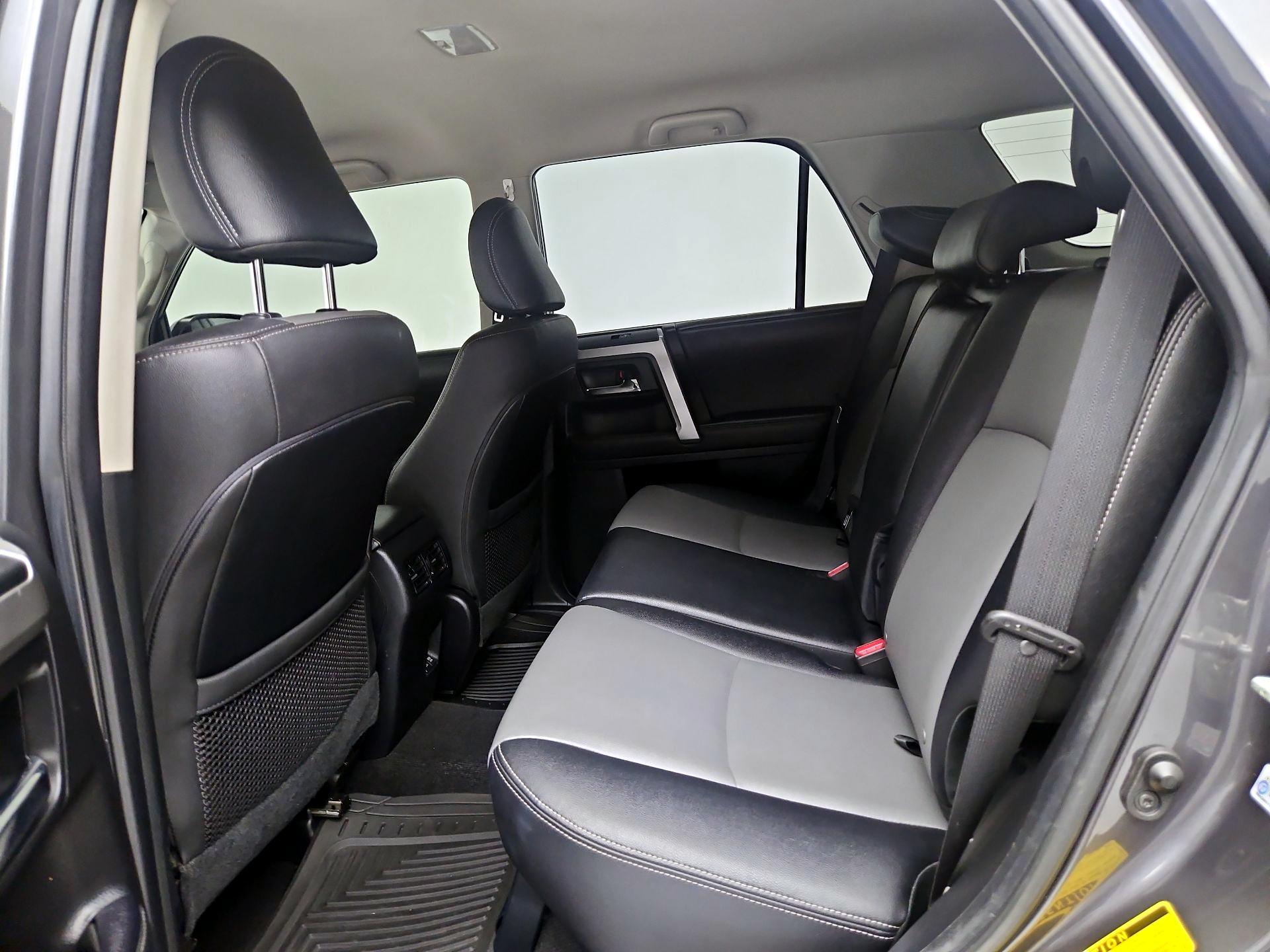 Thumbnail: 2020 Toyota 4Runner - 20