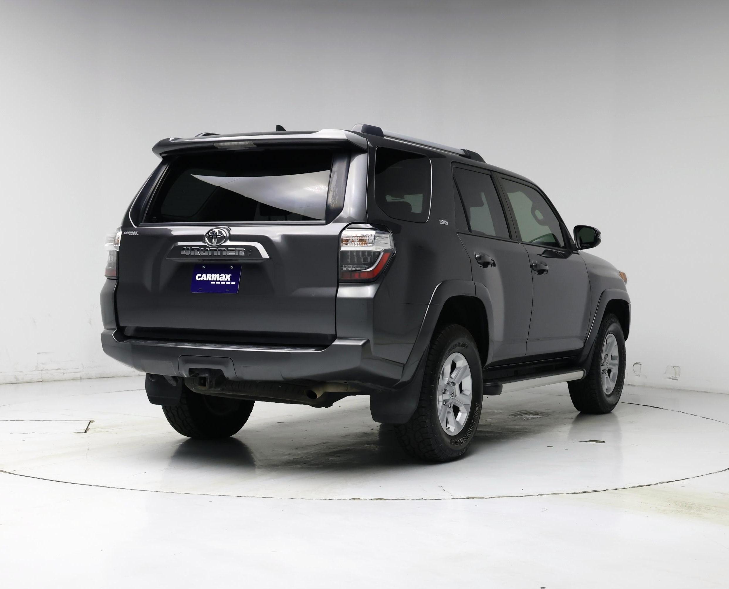 Thumbnail: 2020 Toyota 4Runner - 8