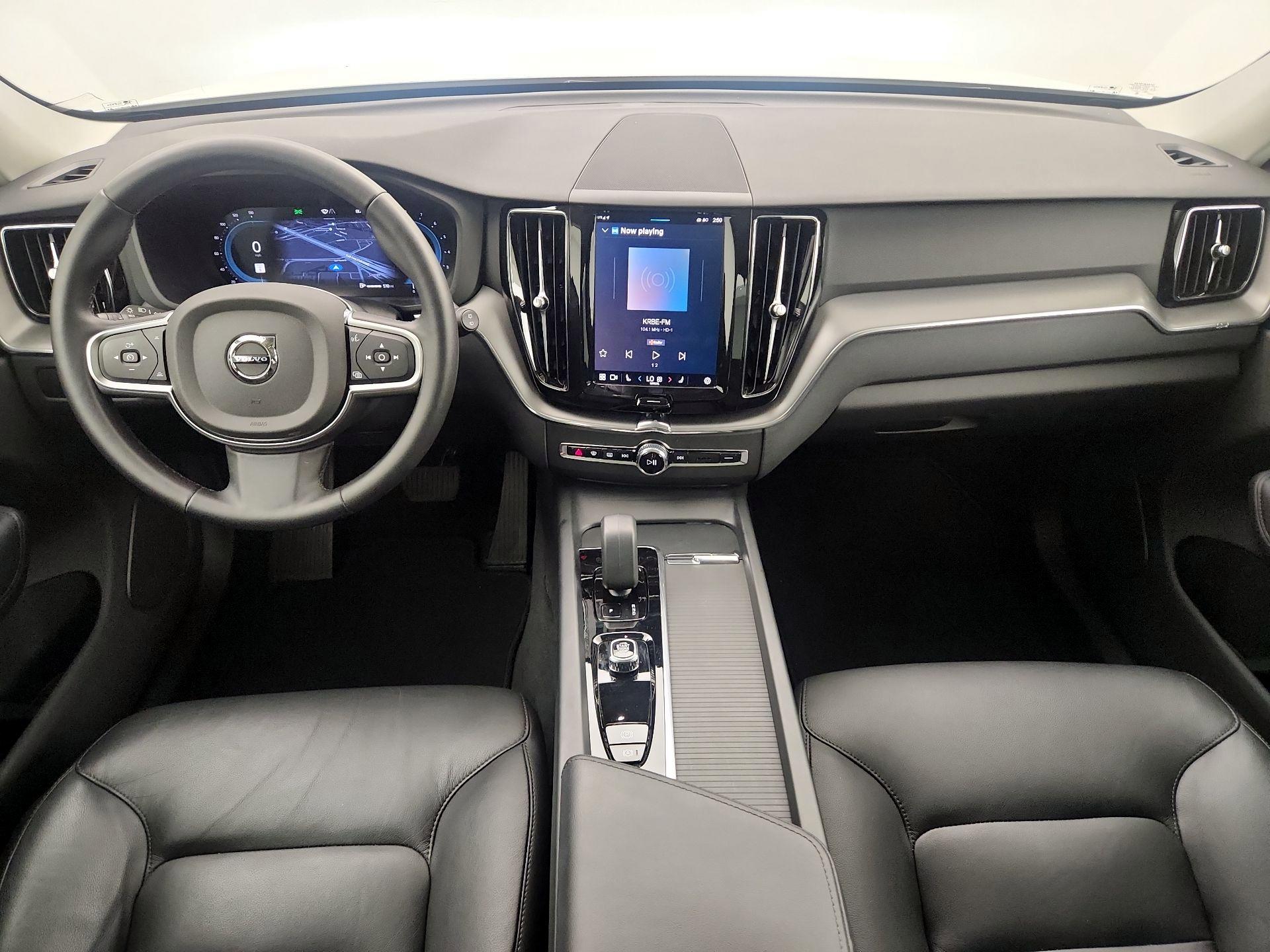 Thumbnail: 2025 Volvo XC60 - 9