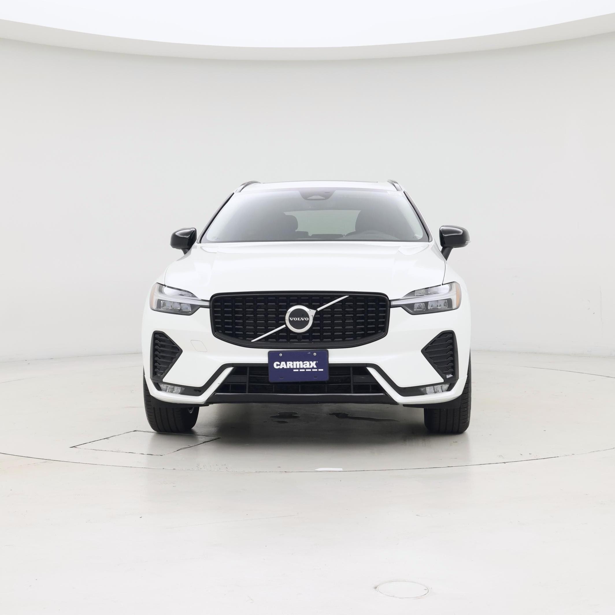 Thumbnail: 2025 Volvo XC60 - 5