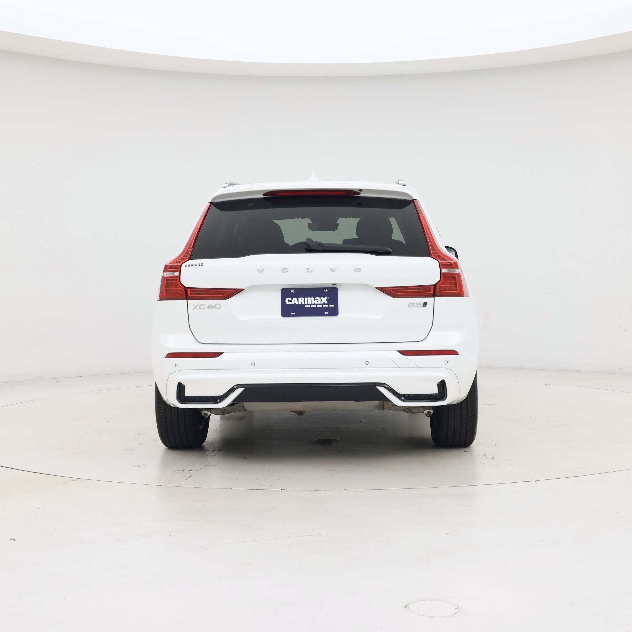 Thumbnail: 2025 Volvo XC60 - 6