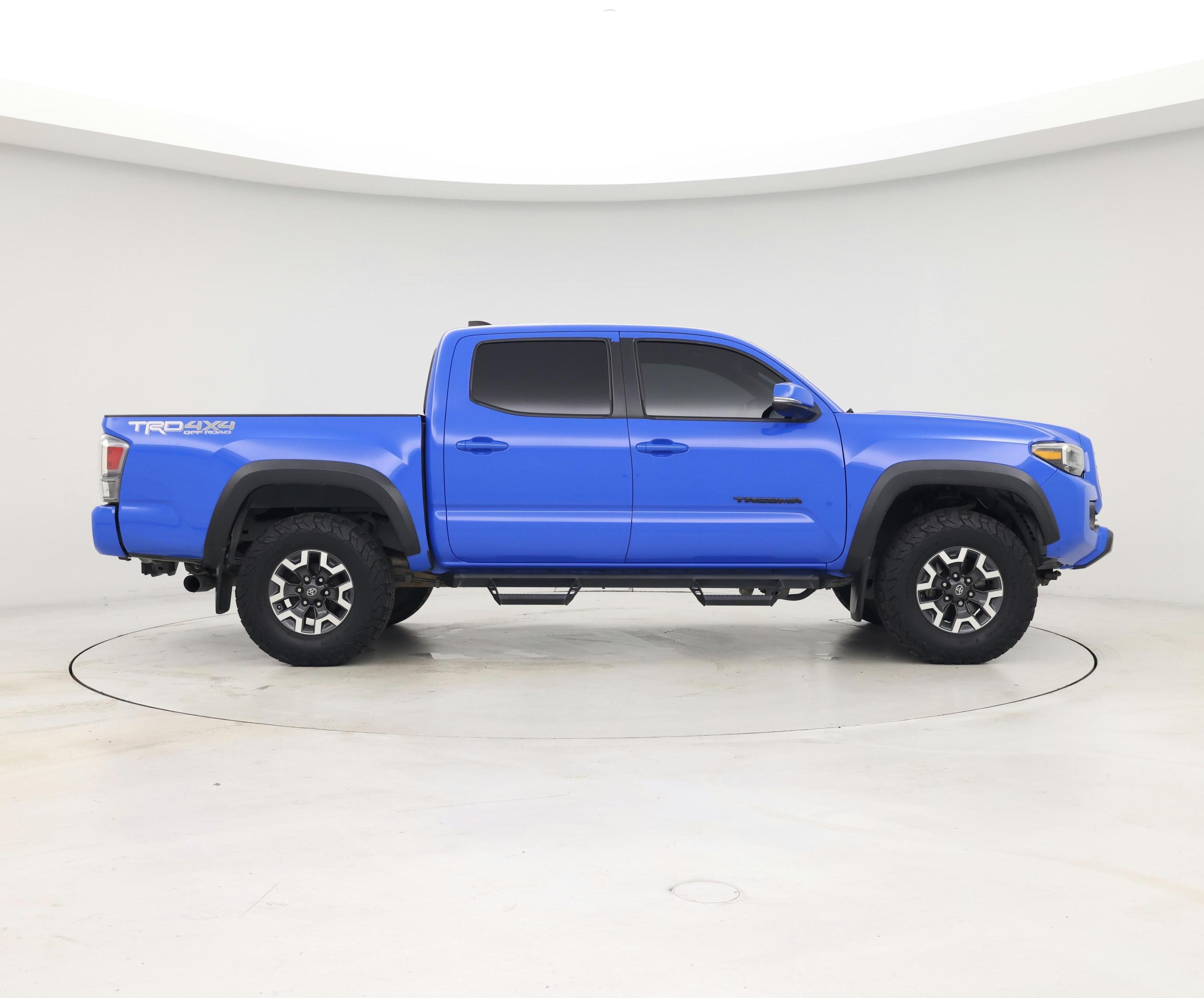 Thumbnail: 2020 Toyota Tacoma - 7