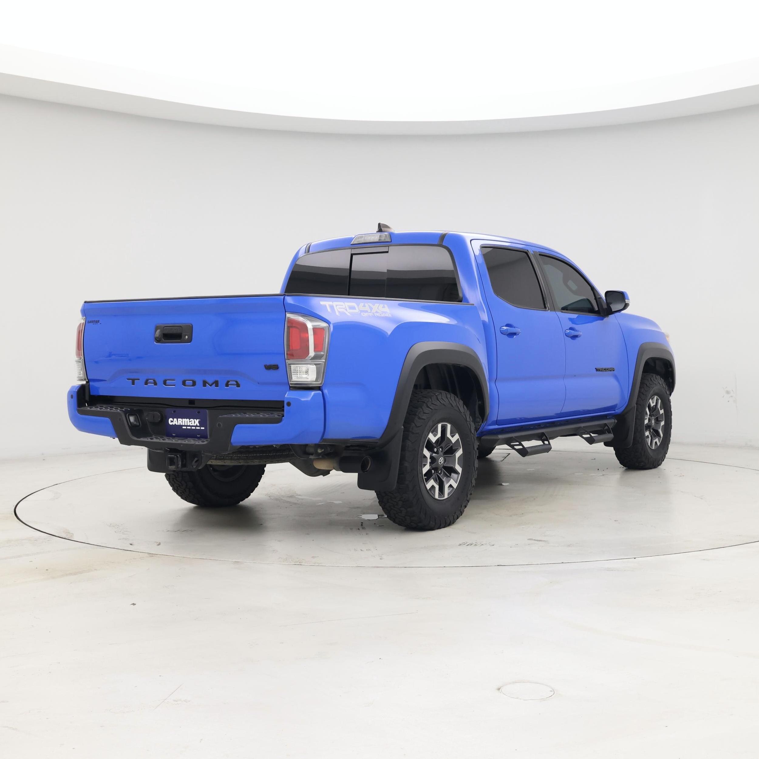 Thumbnail: 2020 Toyota Tacoma - 8