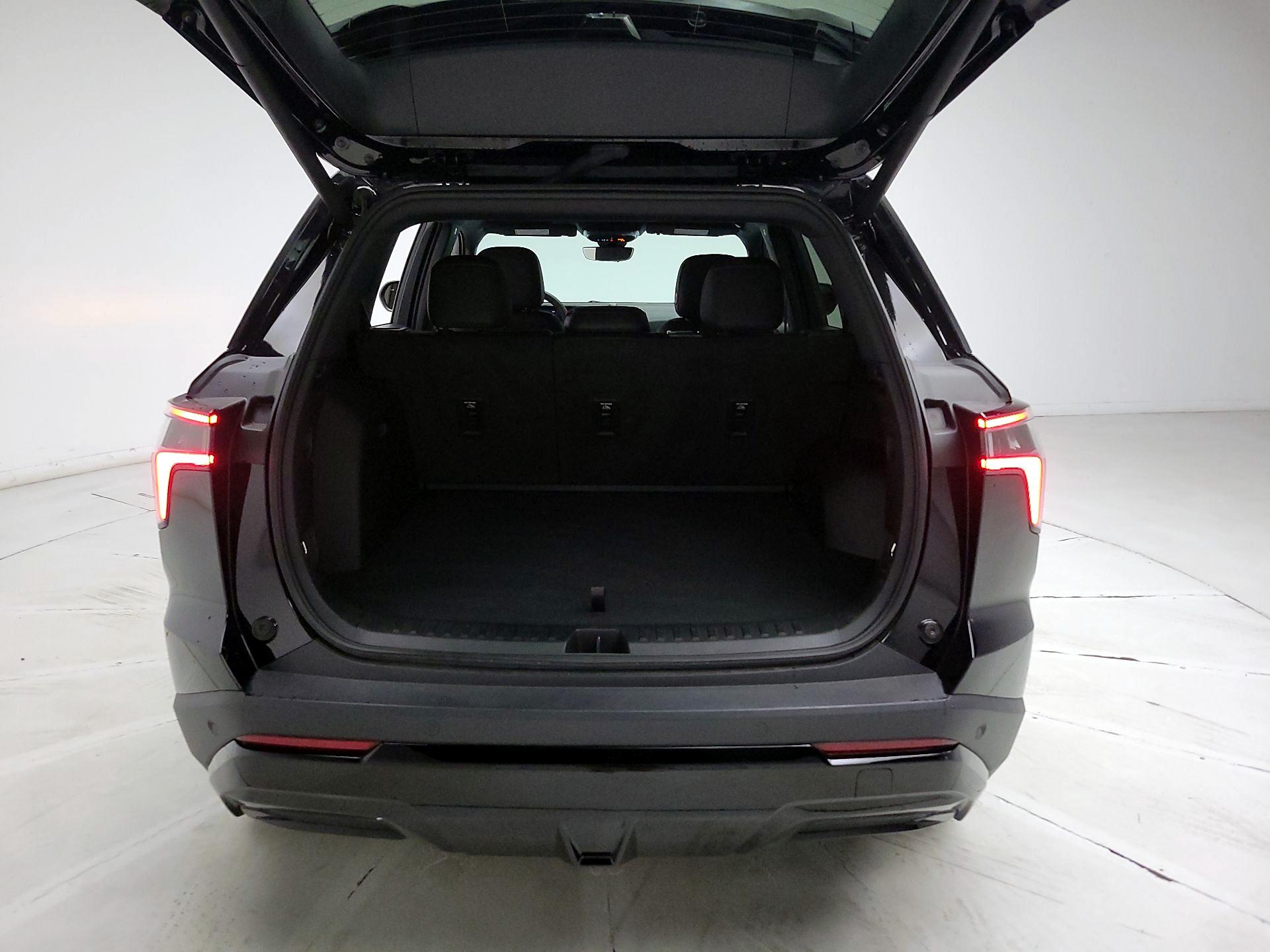 Thumbnail: 2025 Chevrolet Equinox - 19