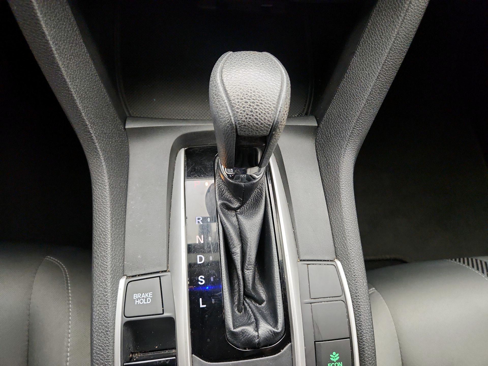 Thumbnail: 2018 Honda Civic - 17
