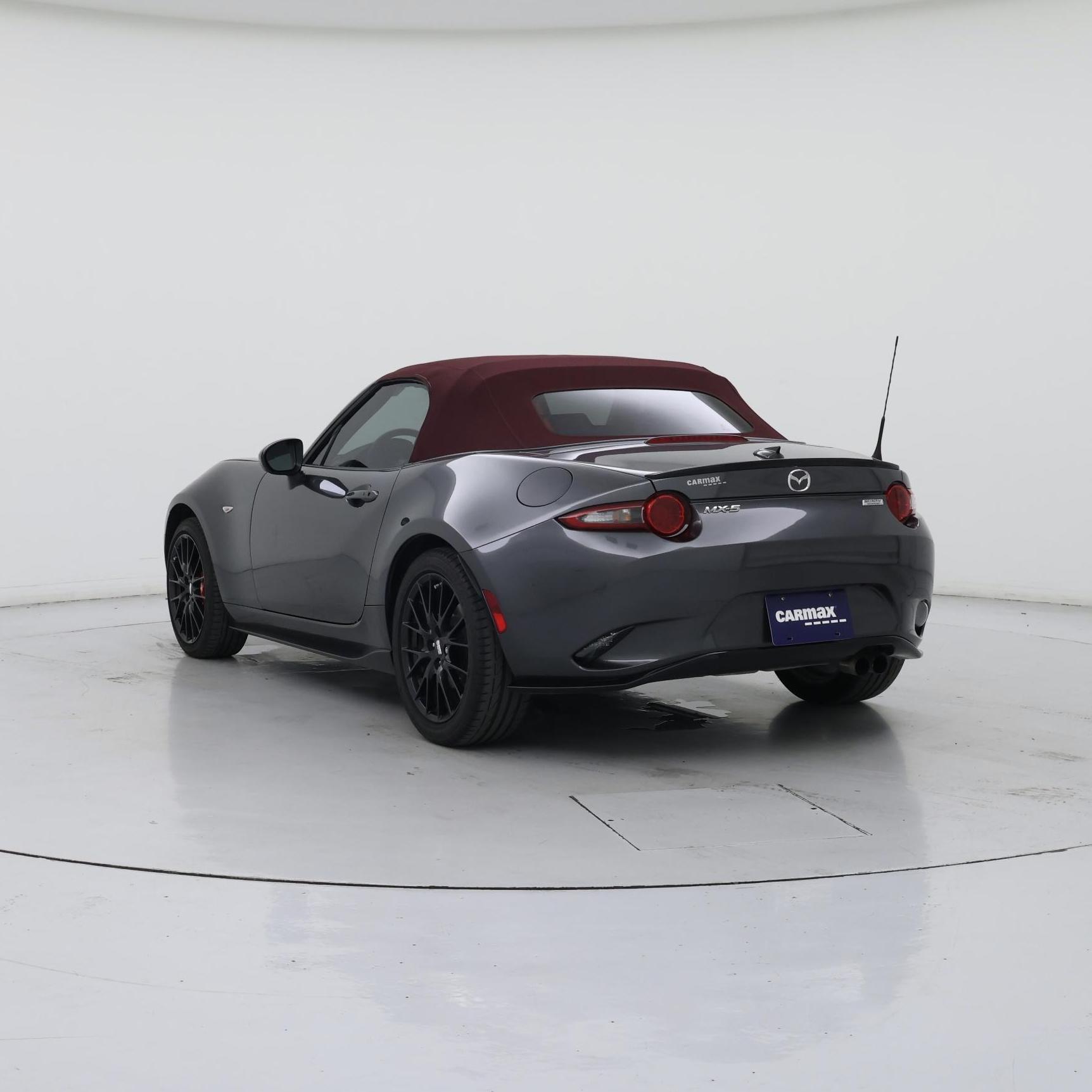 Thumbnail: 2018 Mazda MX-5 Miata - 2
