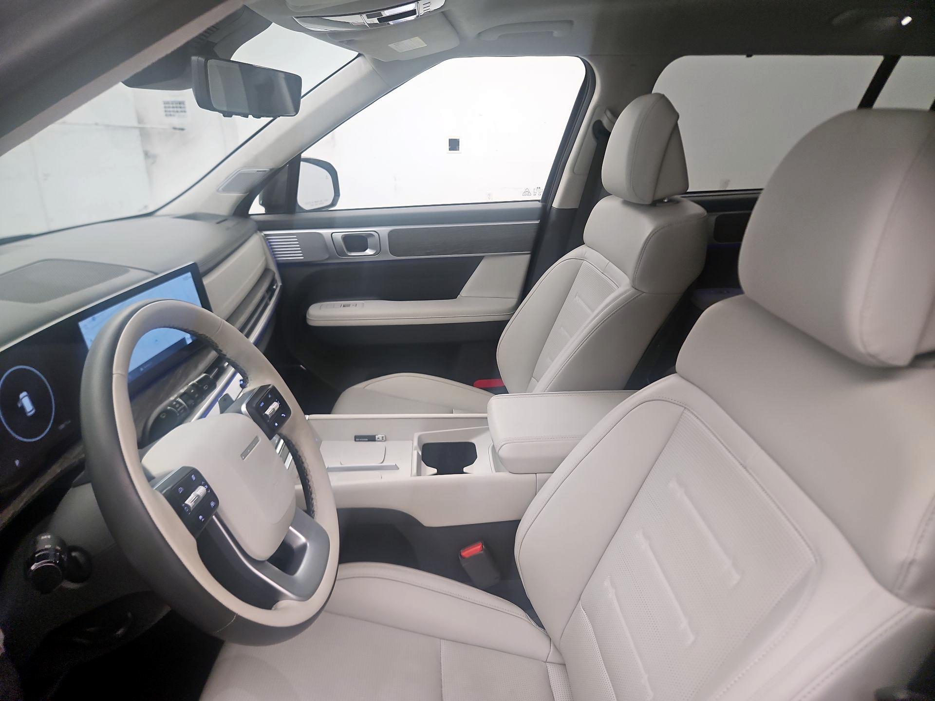 Thumbnail: 2024 Hyundai Santa Fe - 11