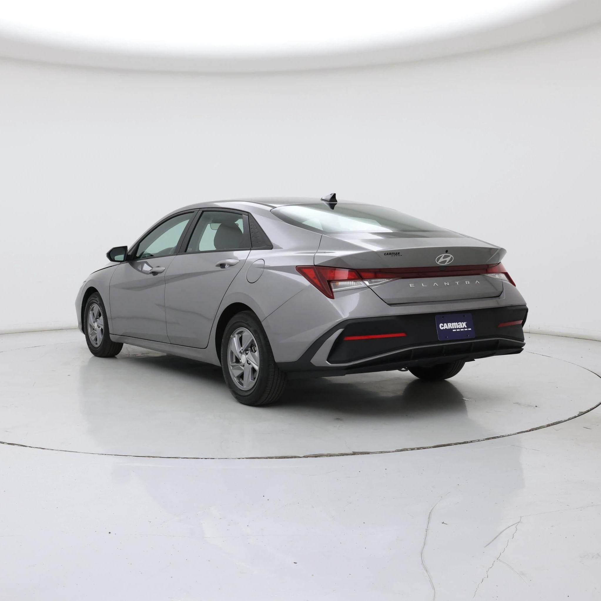 Thumbnail: 2024 Hyundai Elantra - 2