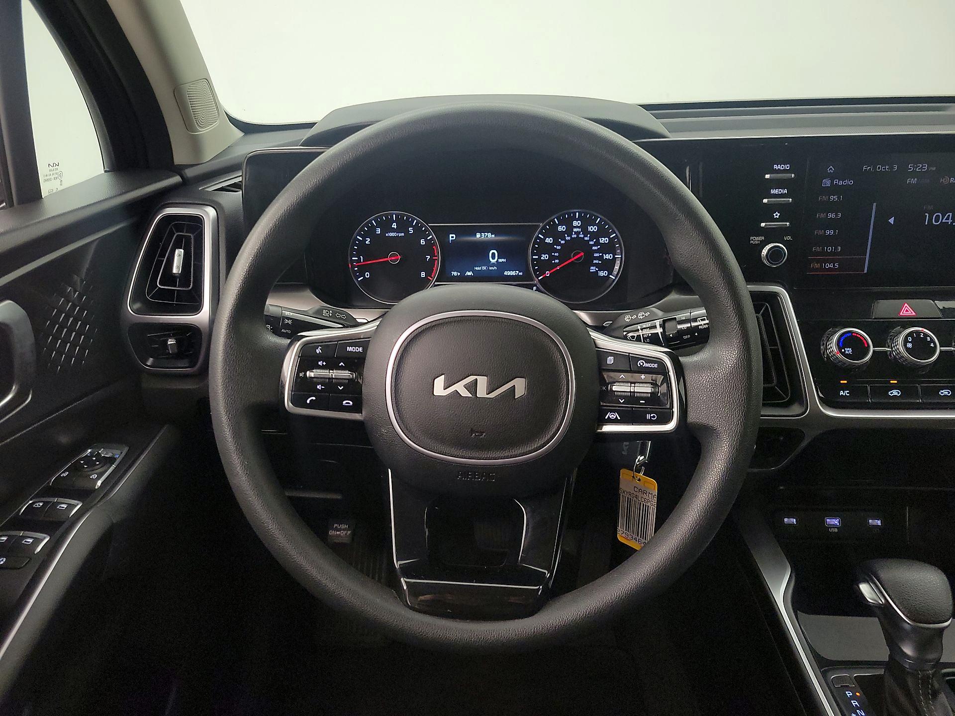 Thumbnail: 2023 Kia Sorento - 10