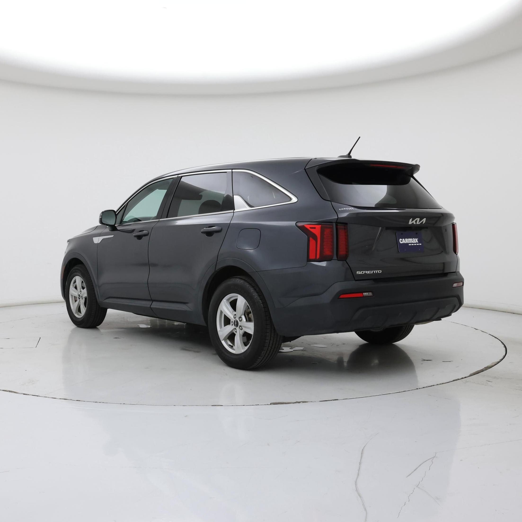 Thumbnail: 2023 Kia Sorento - 2