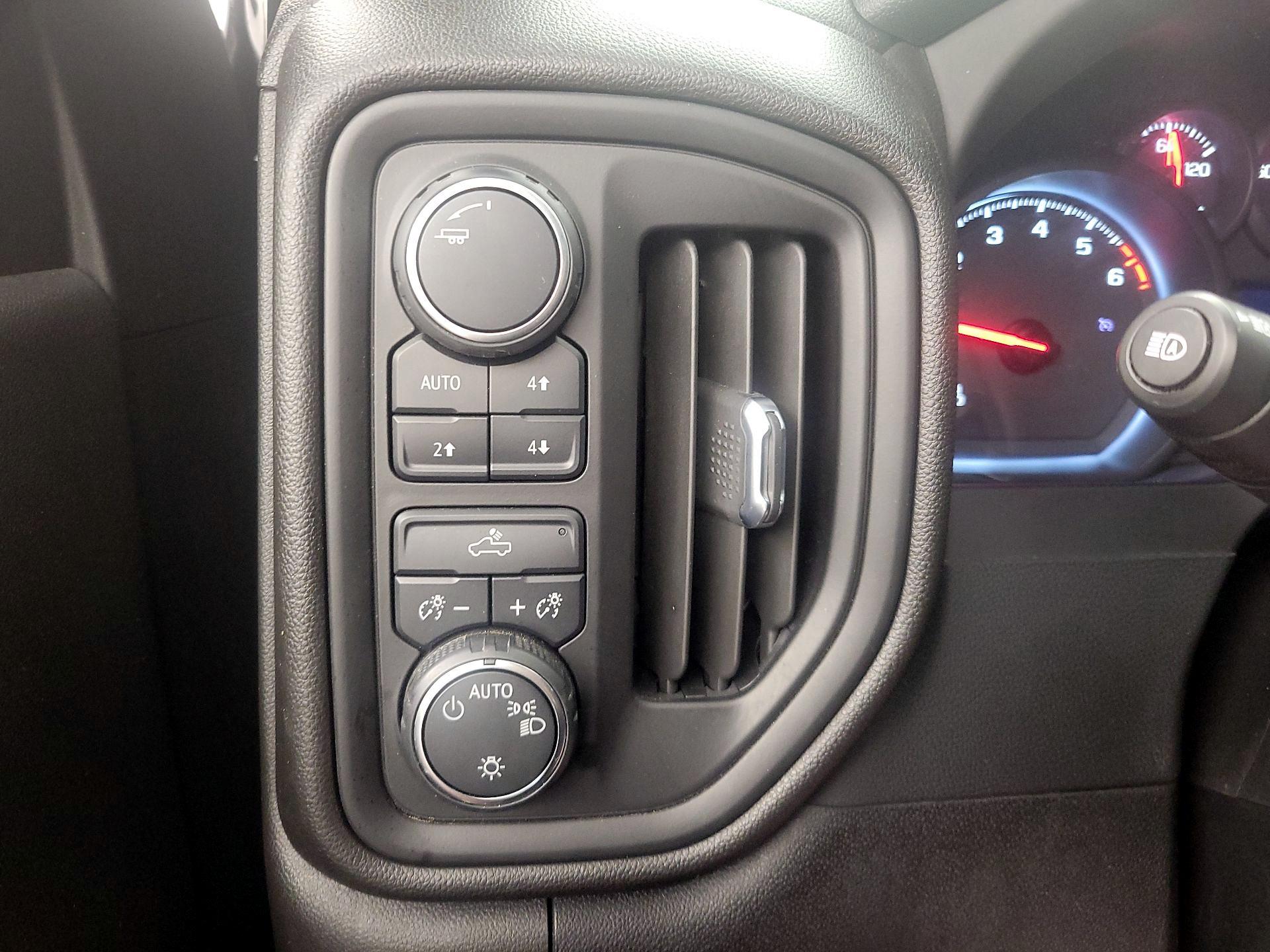 Thumbnail: 2023 Chevrolet Silverado 1500 - 13
