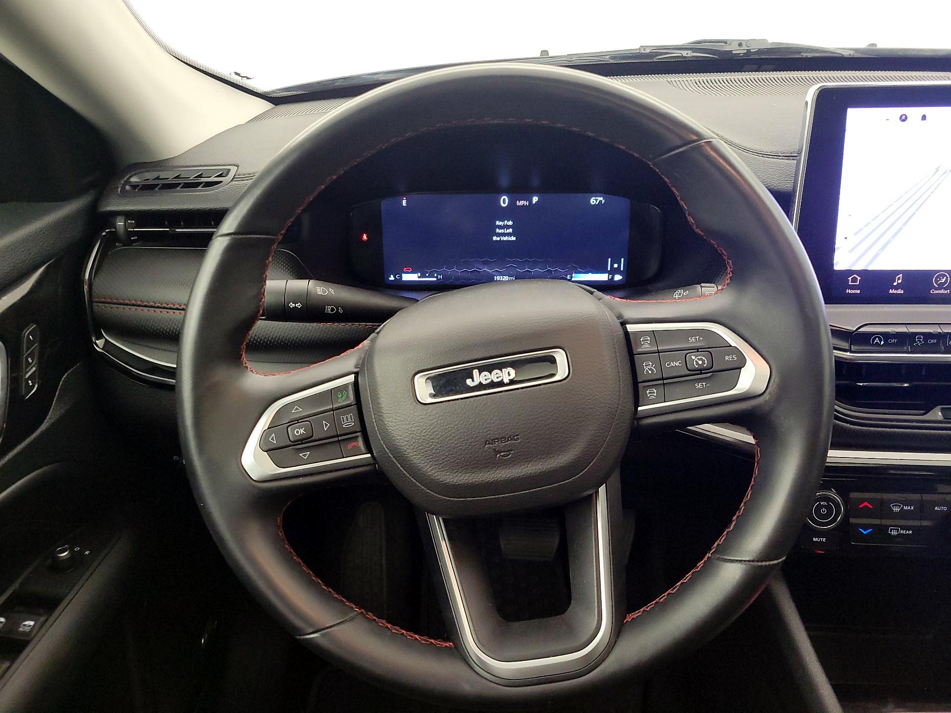 Thumbnail: 2022 Jeep Compass - 10