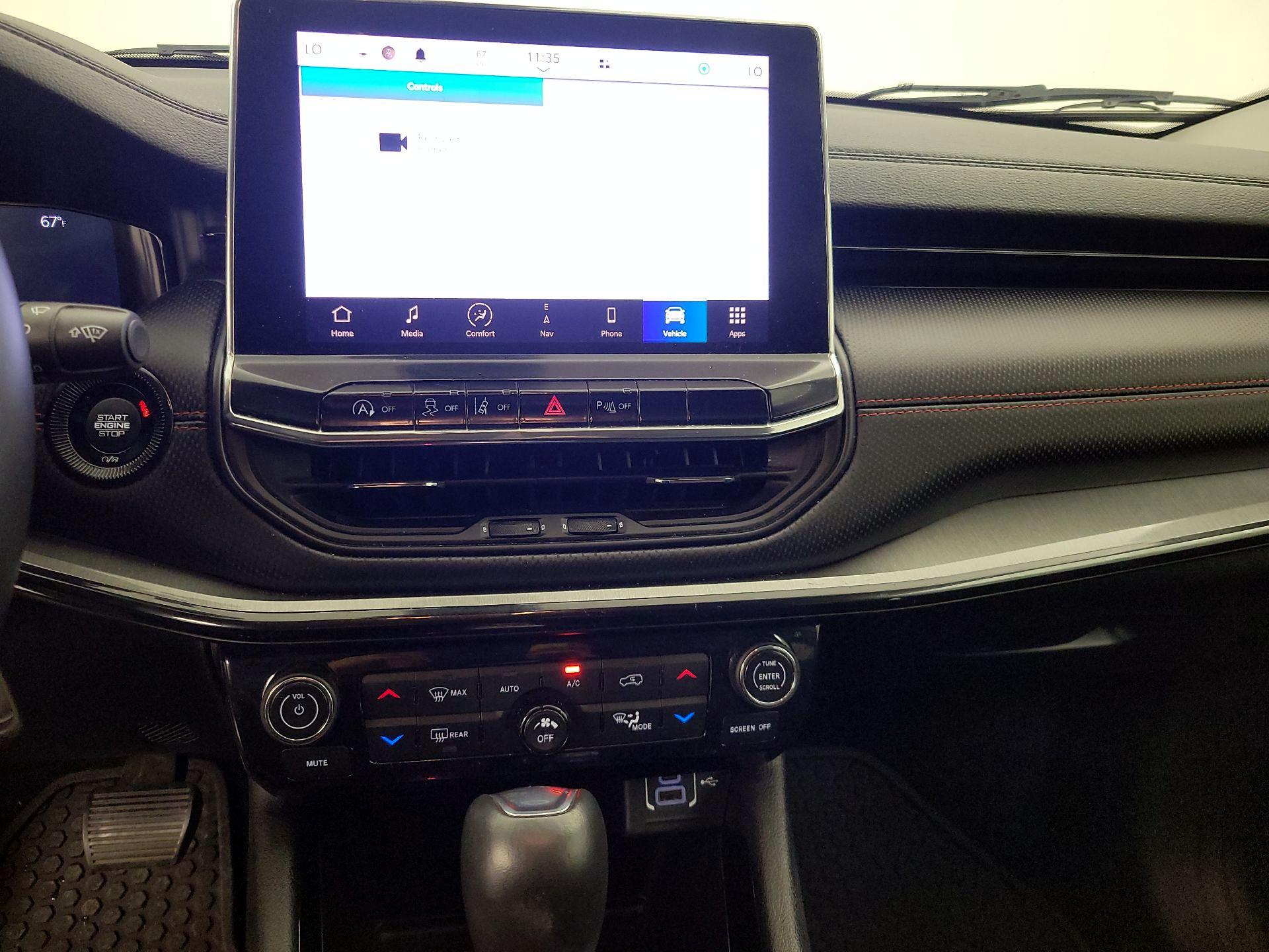 Thumbnail: 2022 Jeep Compass - 16