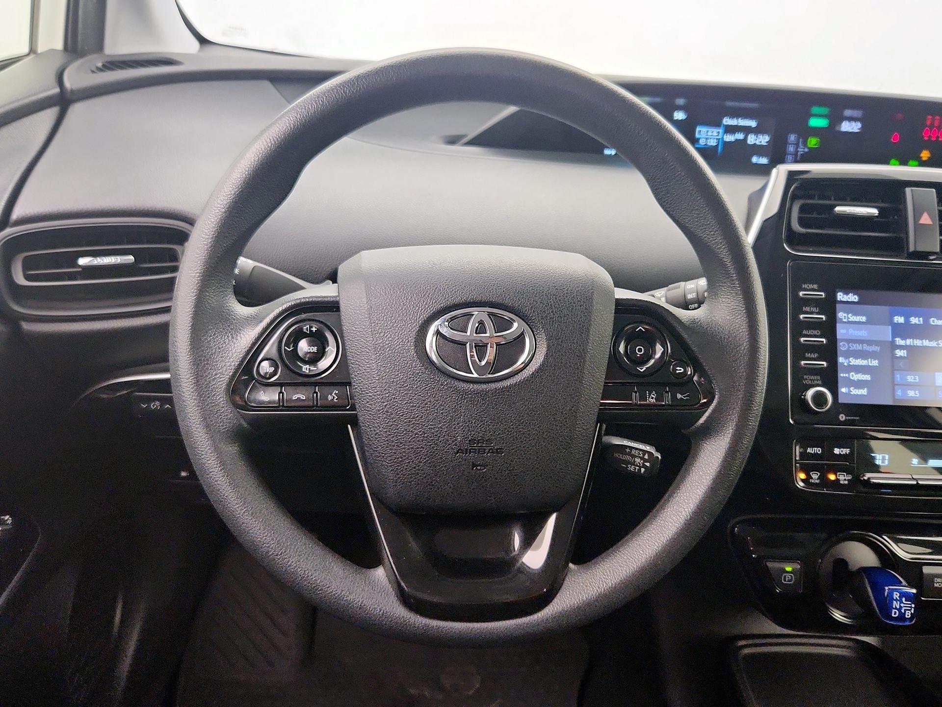 Thumbnail: 2022 Toyota Prius - 10