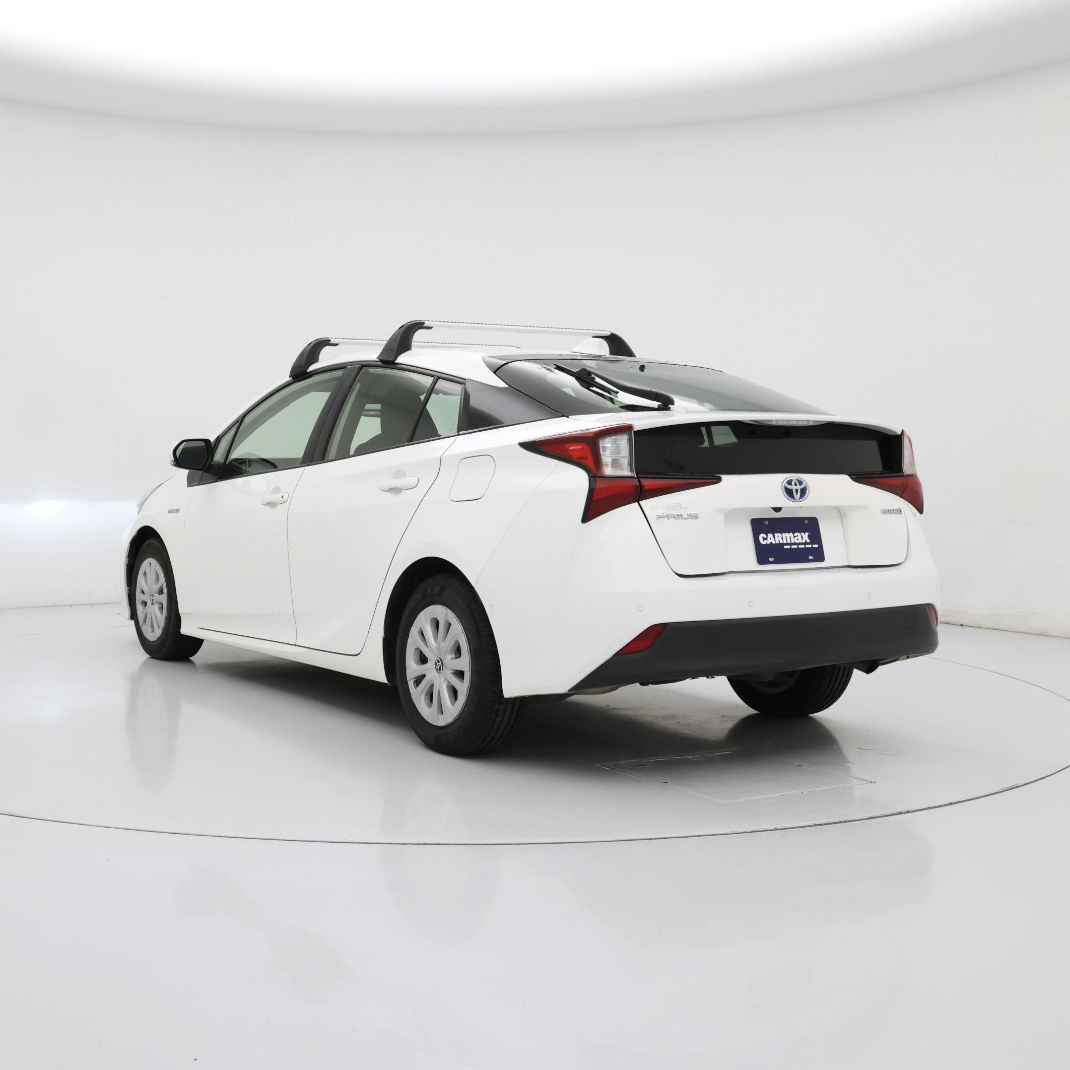 Thumbnail: 2022 Toyota Prius - 2