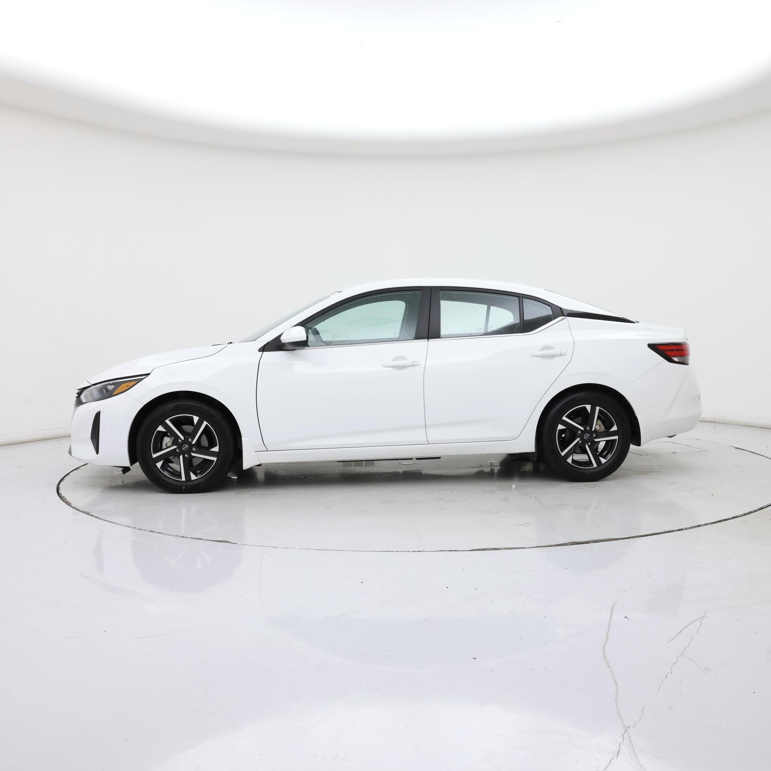 Thumbnail: 2024 Nissan Sentra - 3