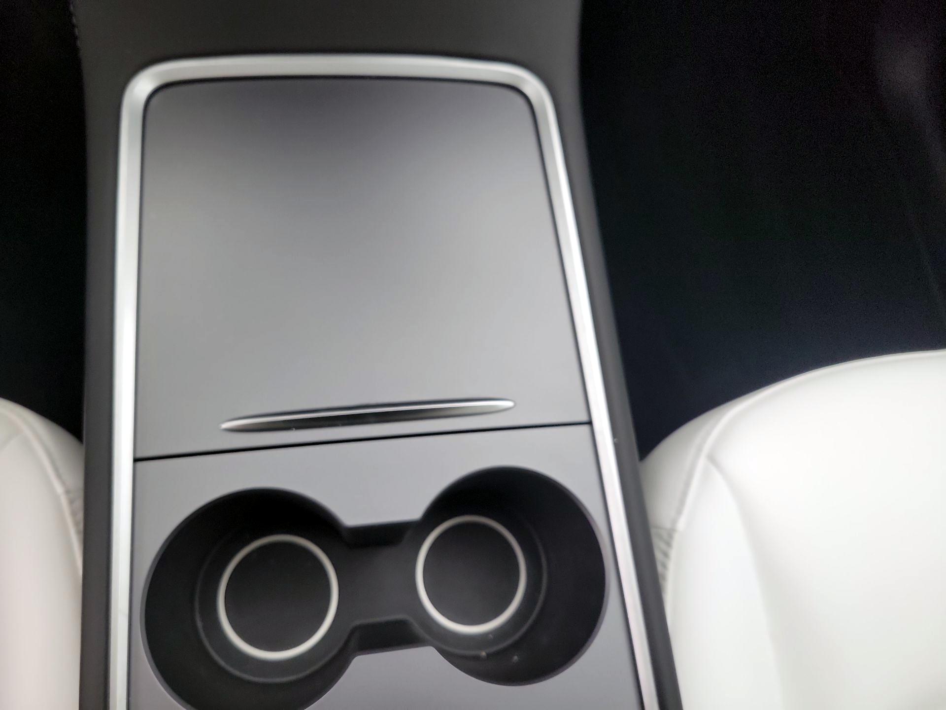 Thumbnail: 2025 Tesla Model Y - 17