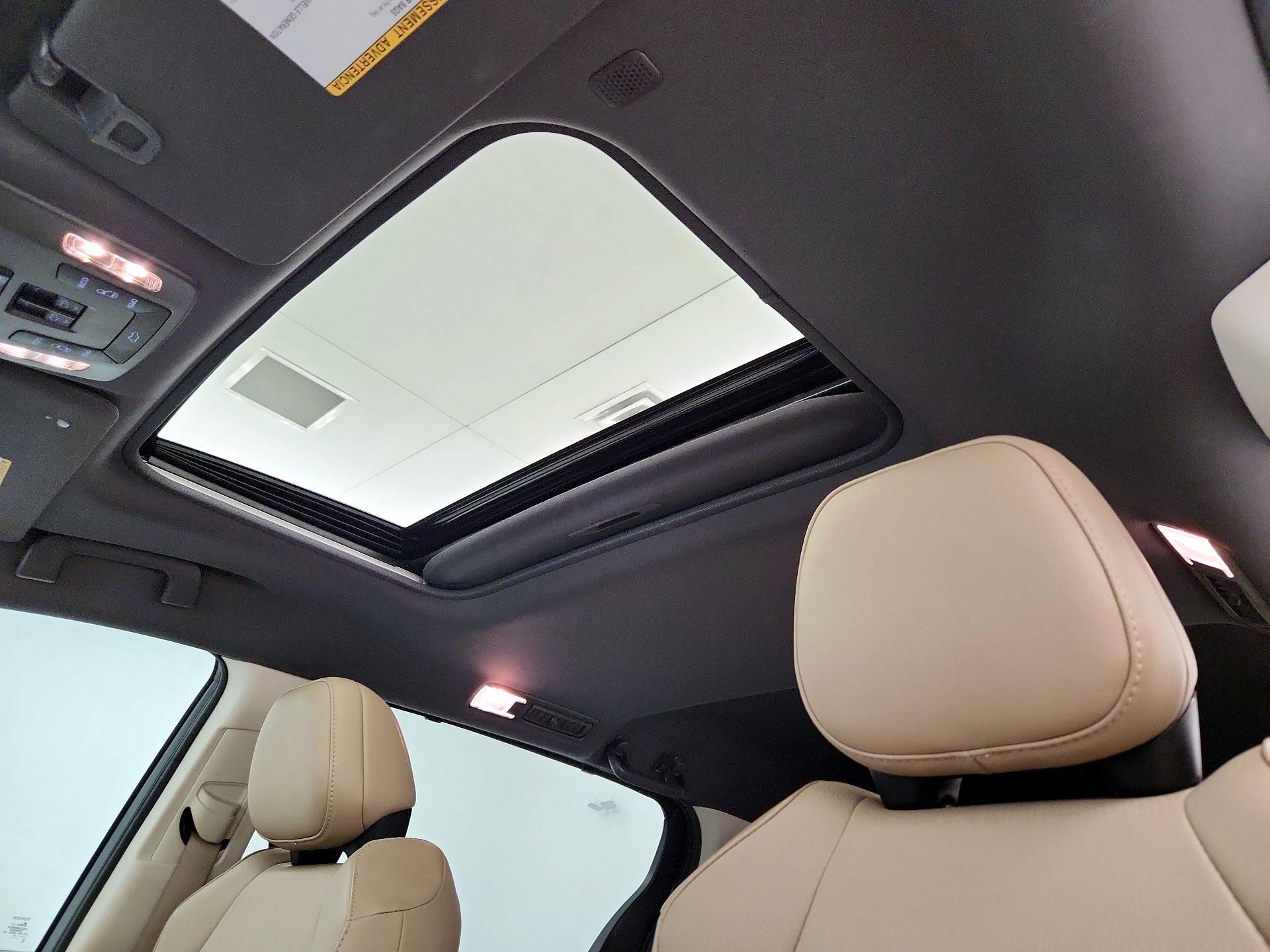 Thumbnail: 2021 Toyota Sienna - 20