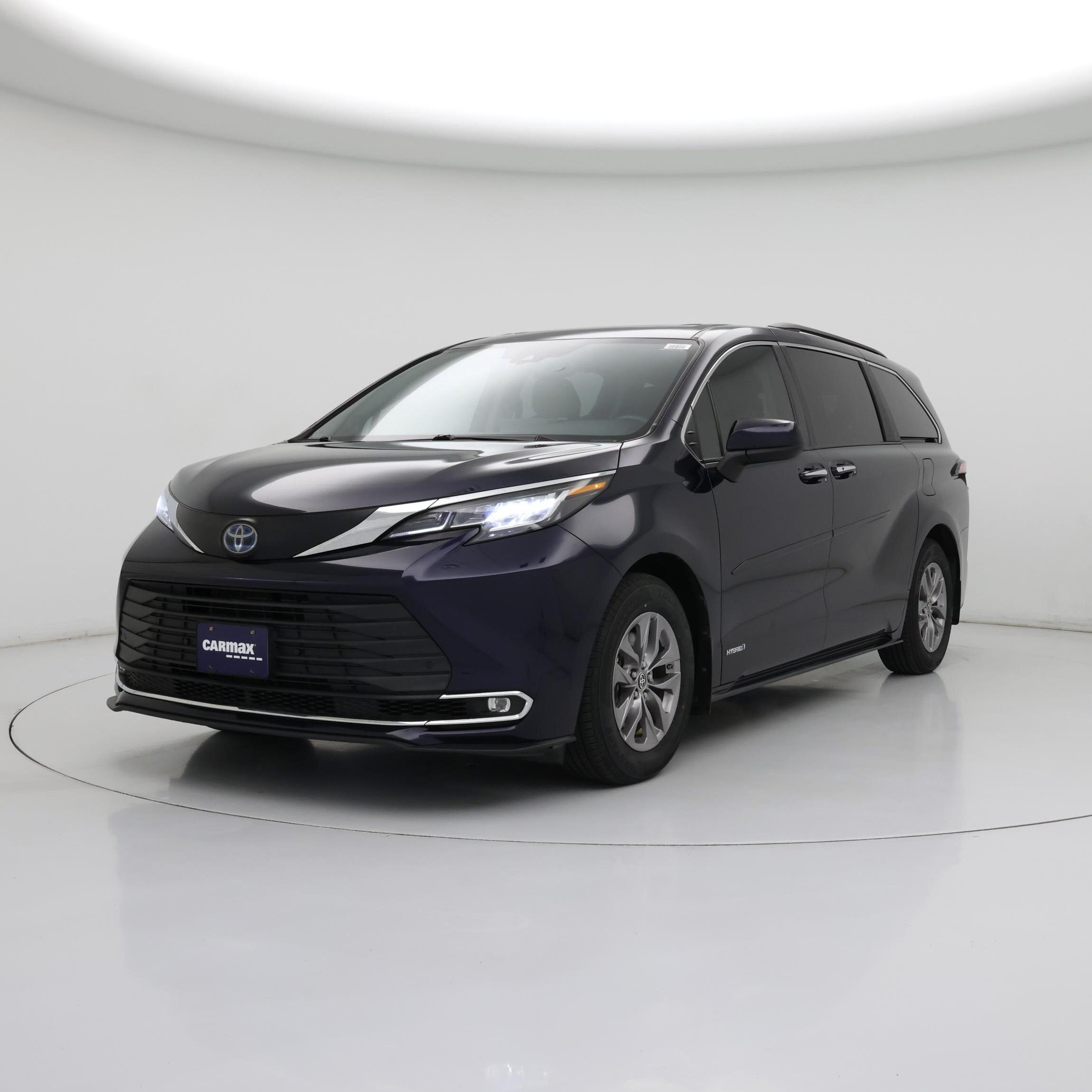 Thumbnail: 2021 Toyota Sienna - 4