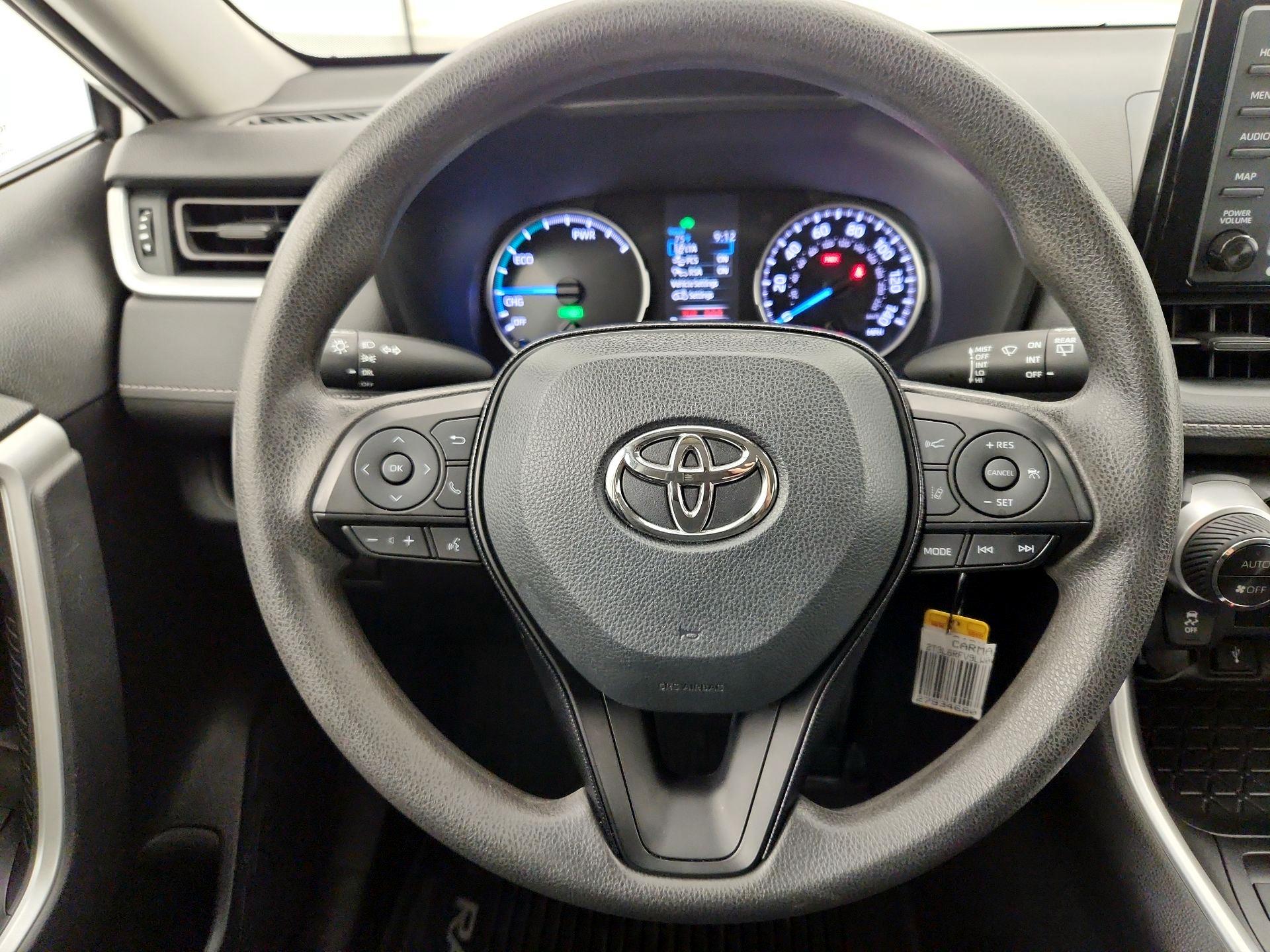 Thumbnail: 2020 Toyota RAV4 - 10