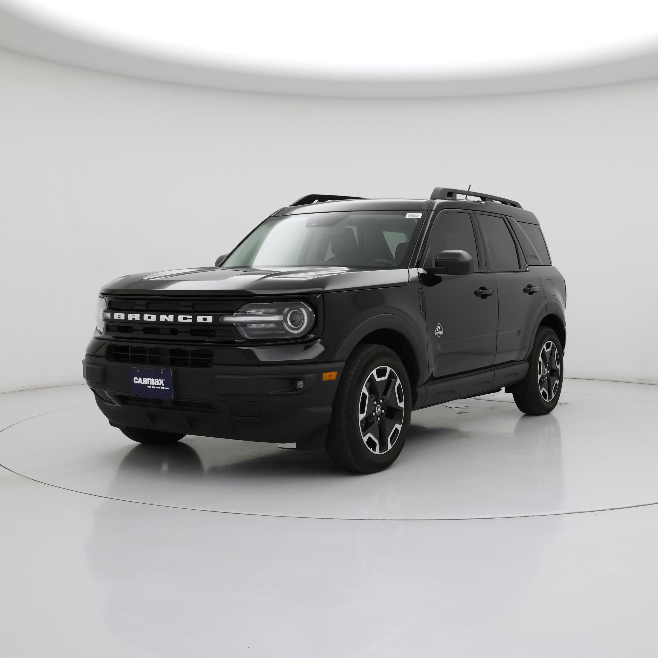 Thumbnail: 2023 Ford Bronco Sport - 4