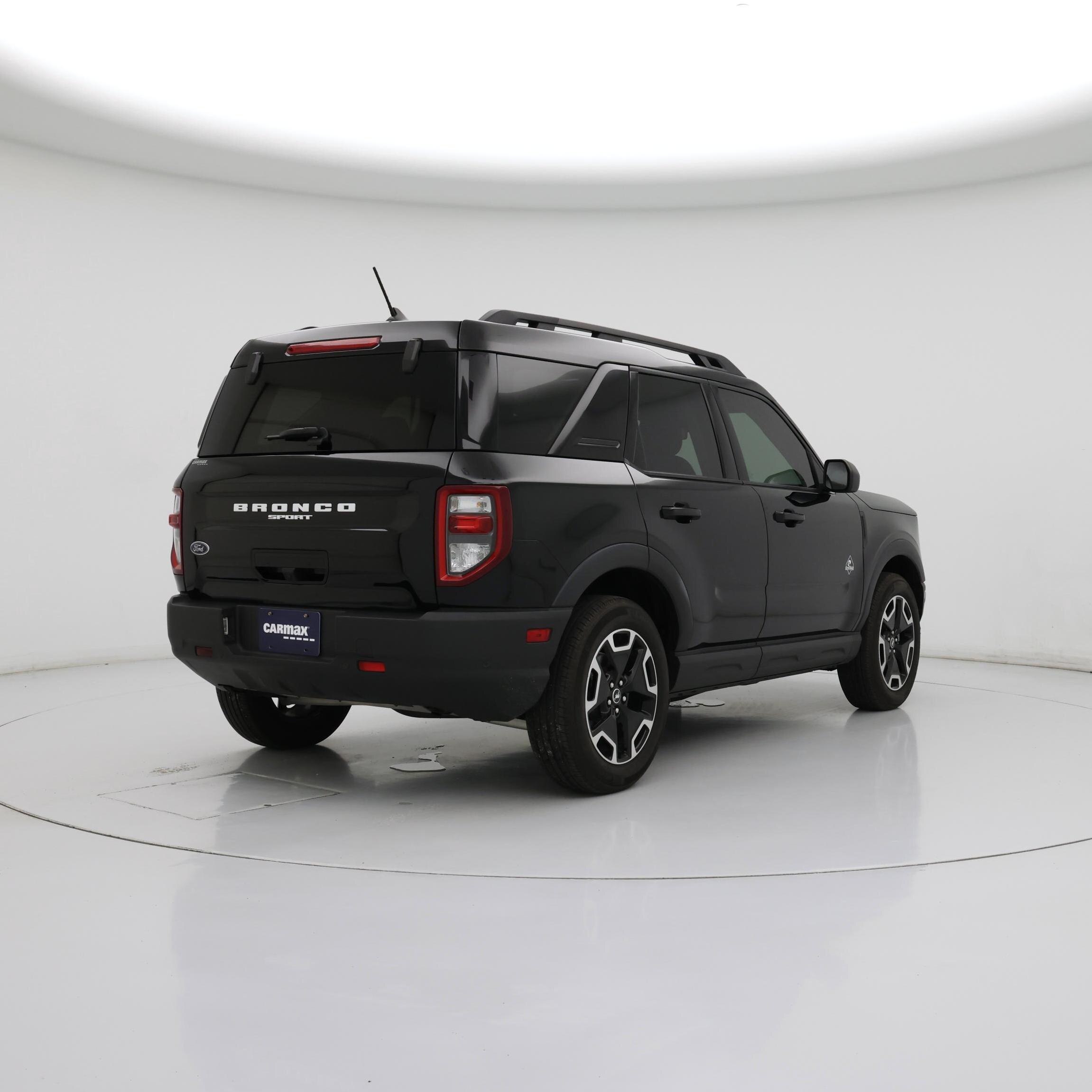 Thumbnail: 2023 Ford Bronco Sport - 8