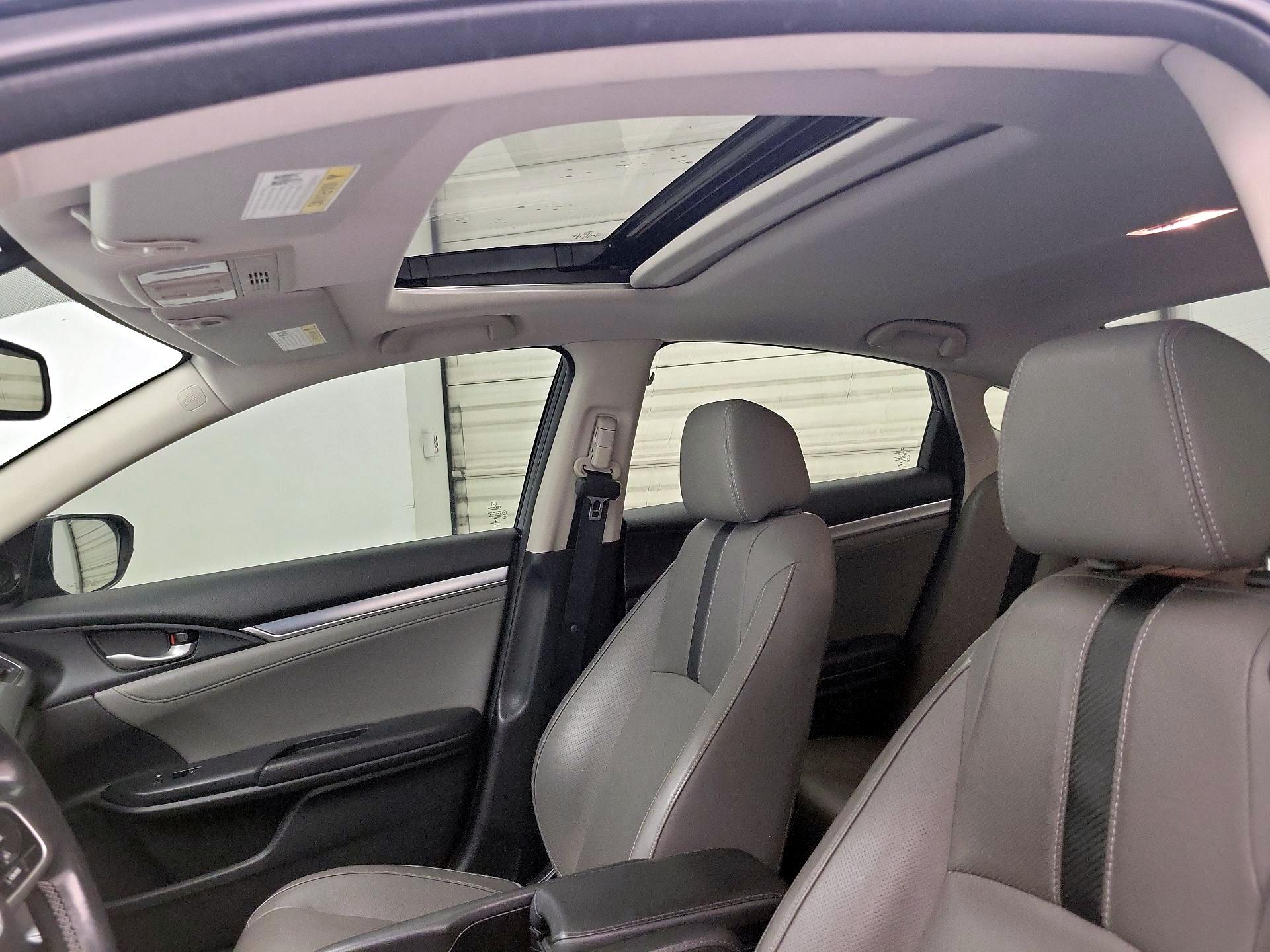 Thumbnail: 2016 Honda Civic - 18