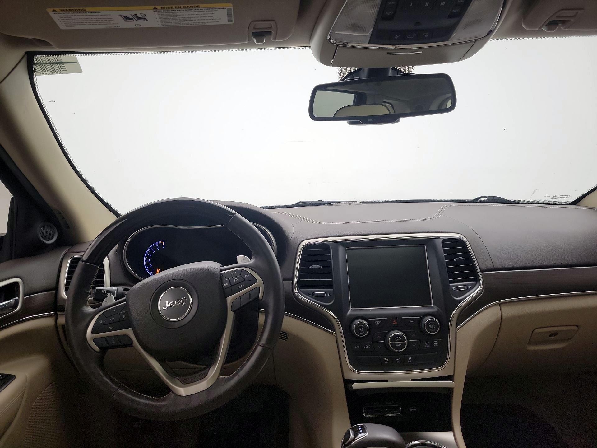 Thumbnail: 2015 Jeep Grand Cherokee - 9