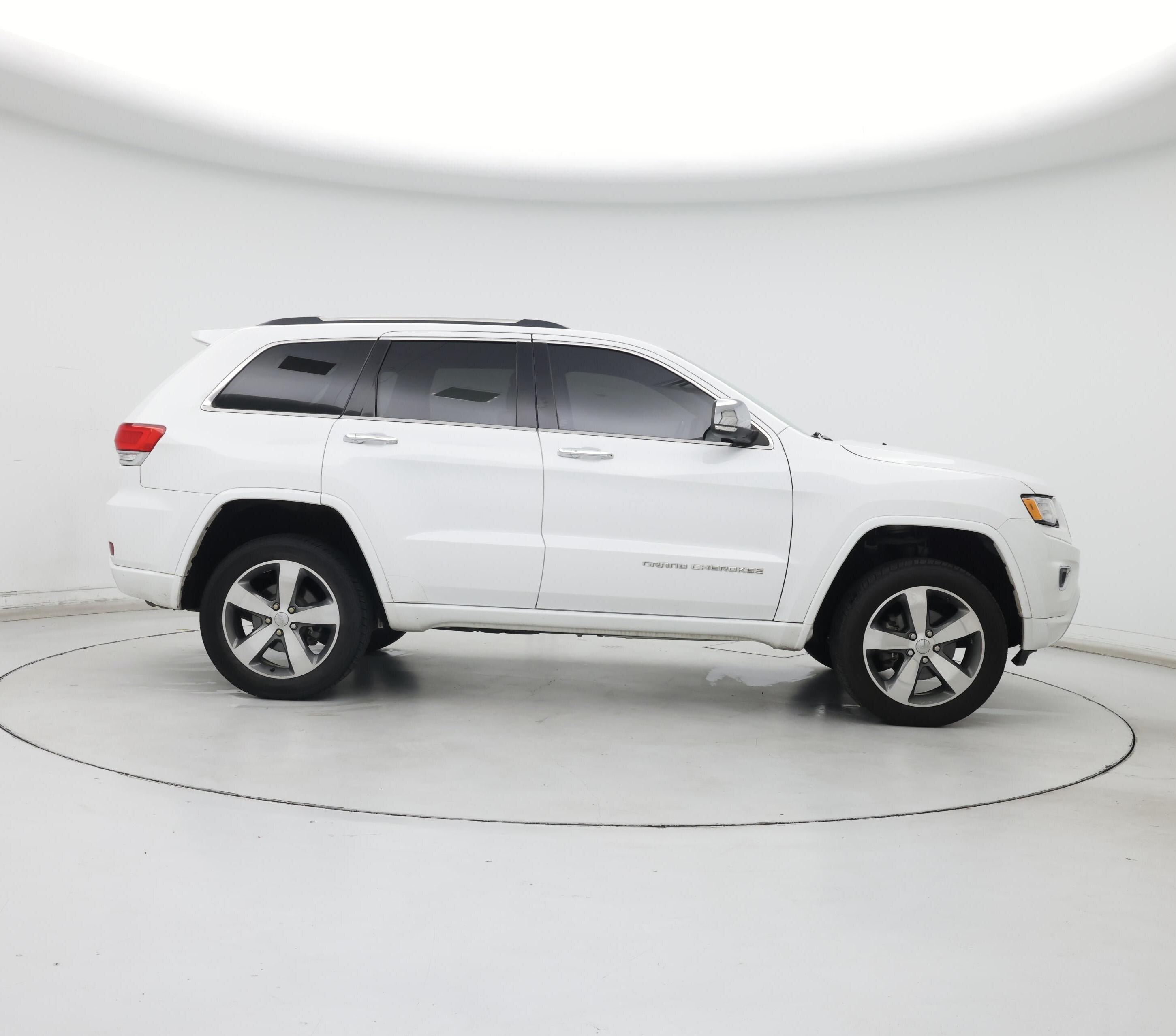 Thumbnail: 2015 Jeep Grand Cherokee - 7