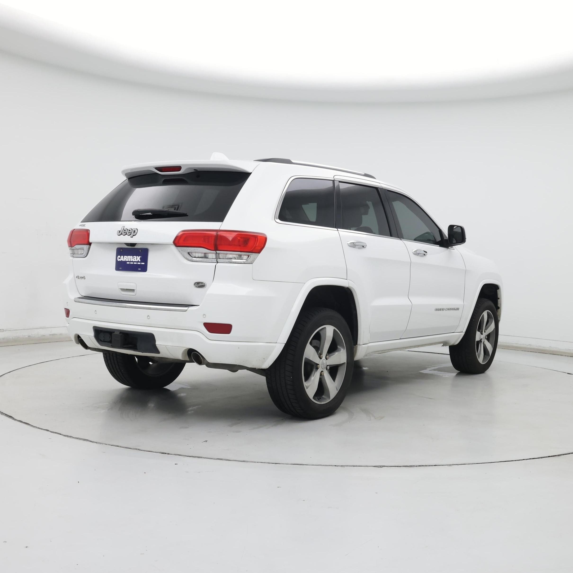 Thumbnail: 2015 Jeep Grand Cherokee - 8