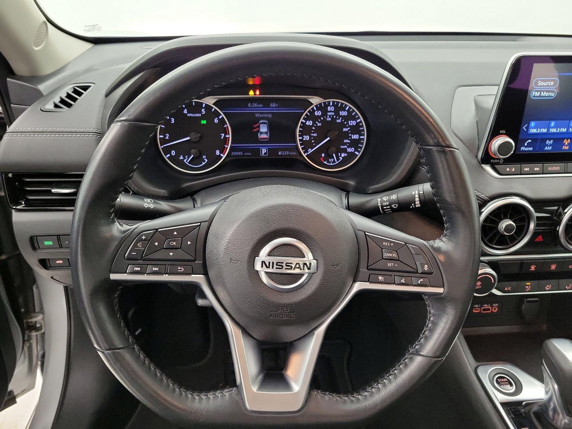 Thumbnail: 2022 Nissan Sentra - 10