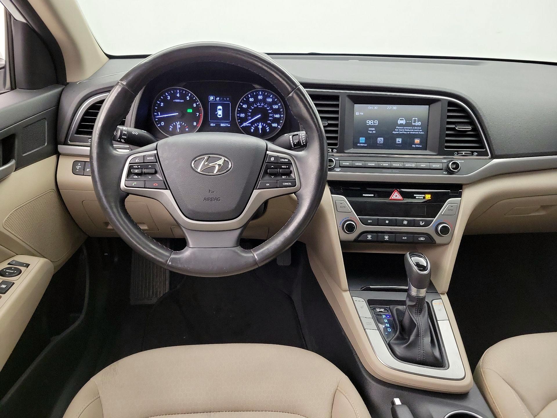 Thumbnail: 2018 Hyundai Elantra - 10