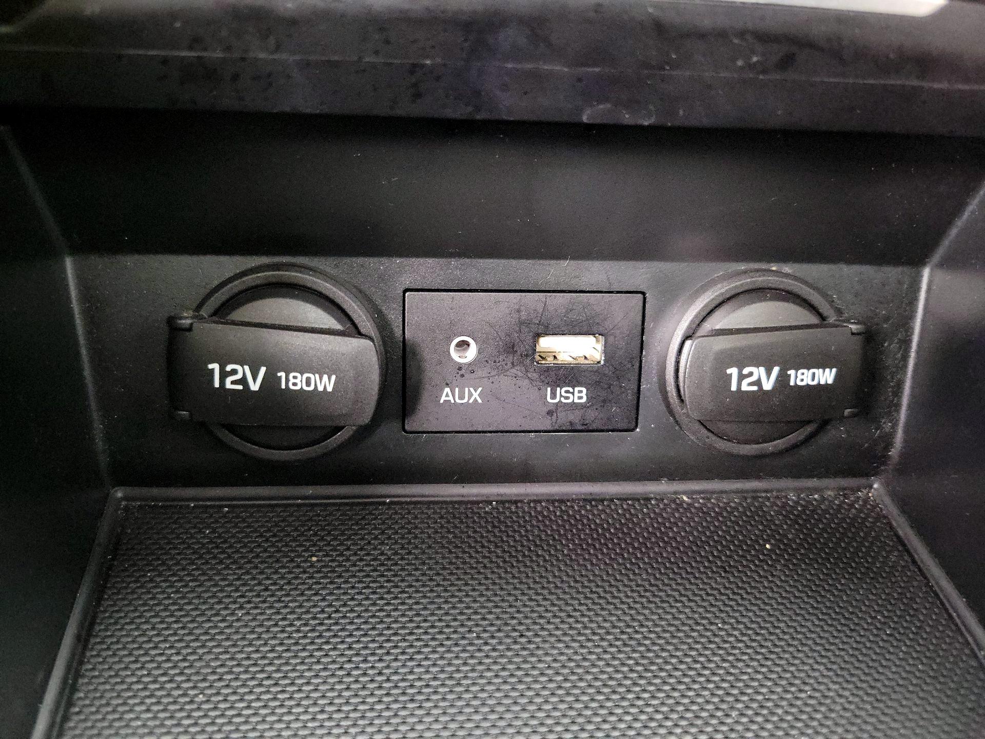 Thumbnail: 2018 Hyundai Elantra - 19