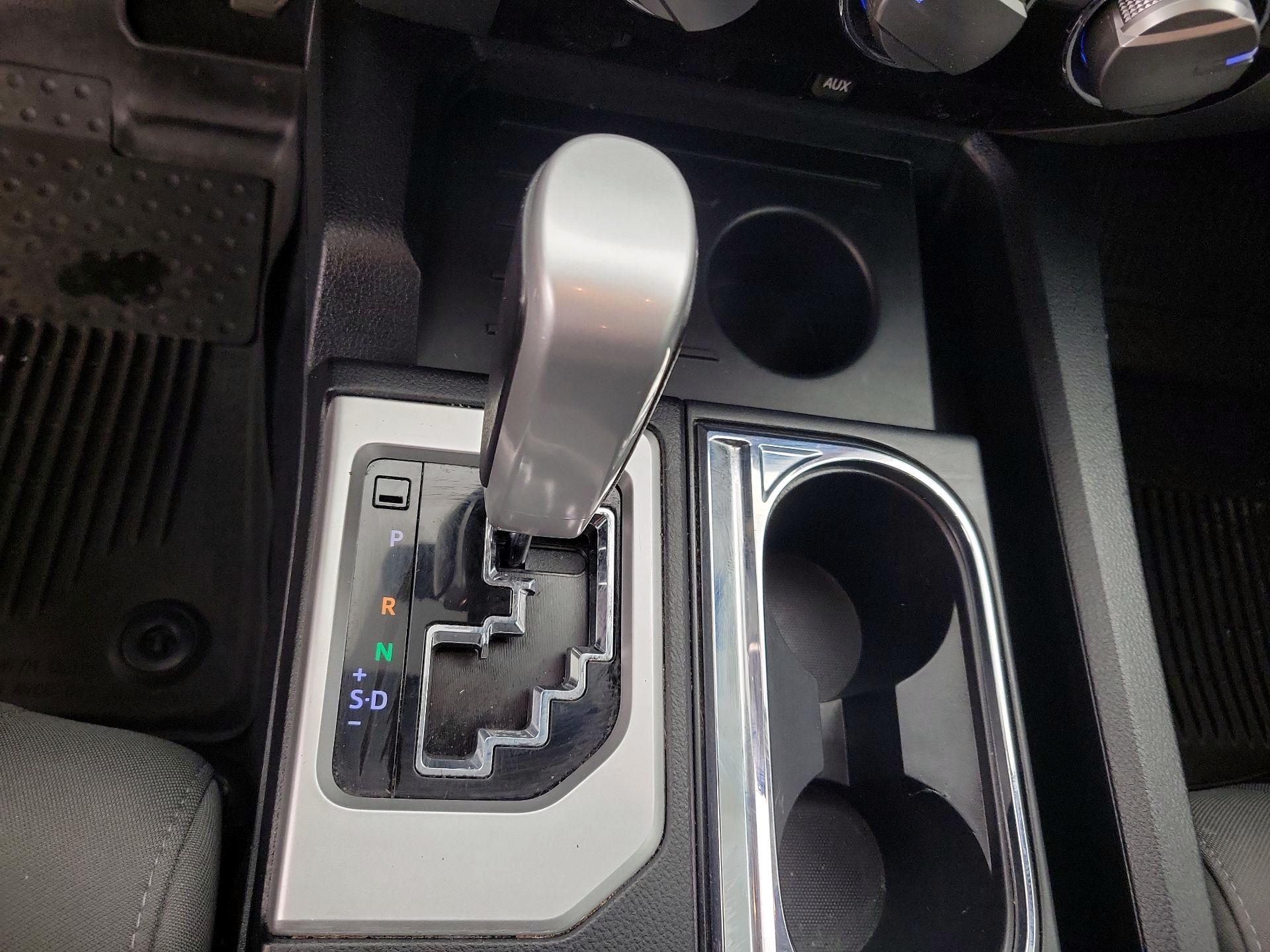 Thumbnail: 2019 Toyota Tundra - 18