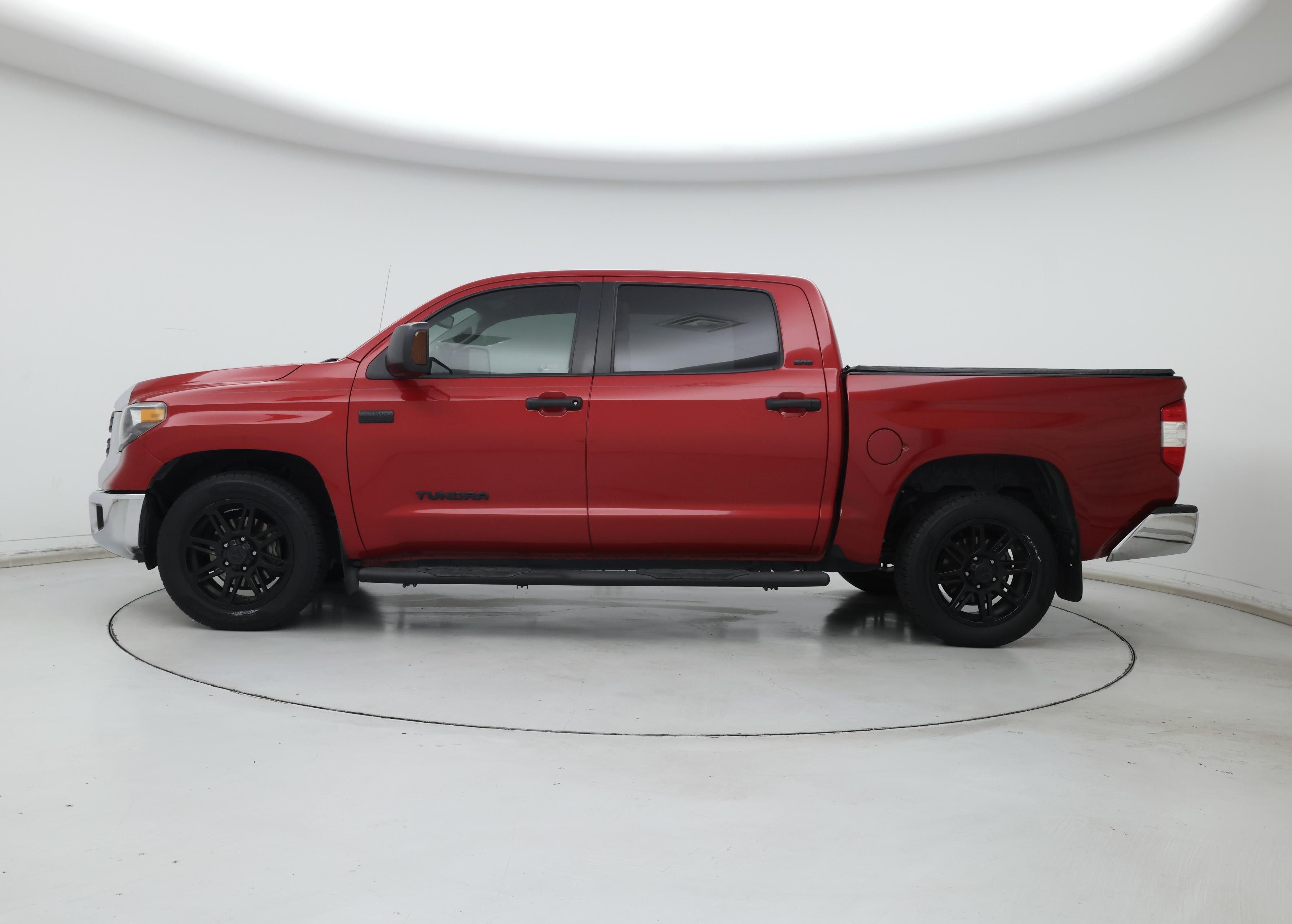 Thumbnail: 2019 Toyota Tundra - 3