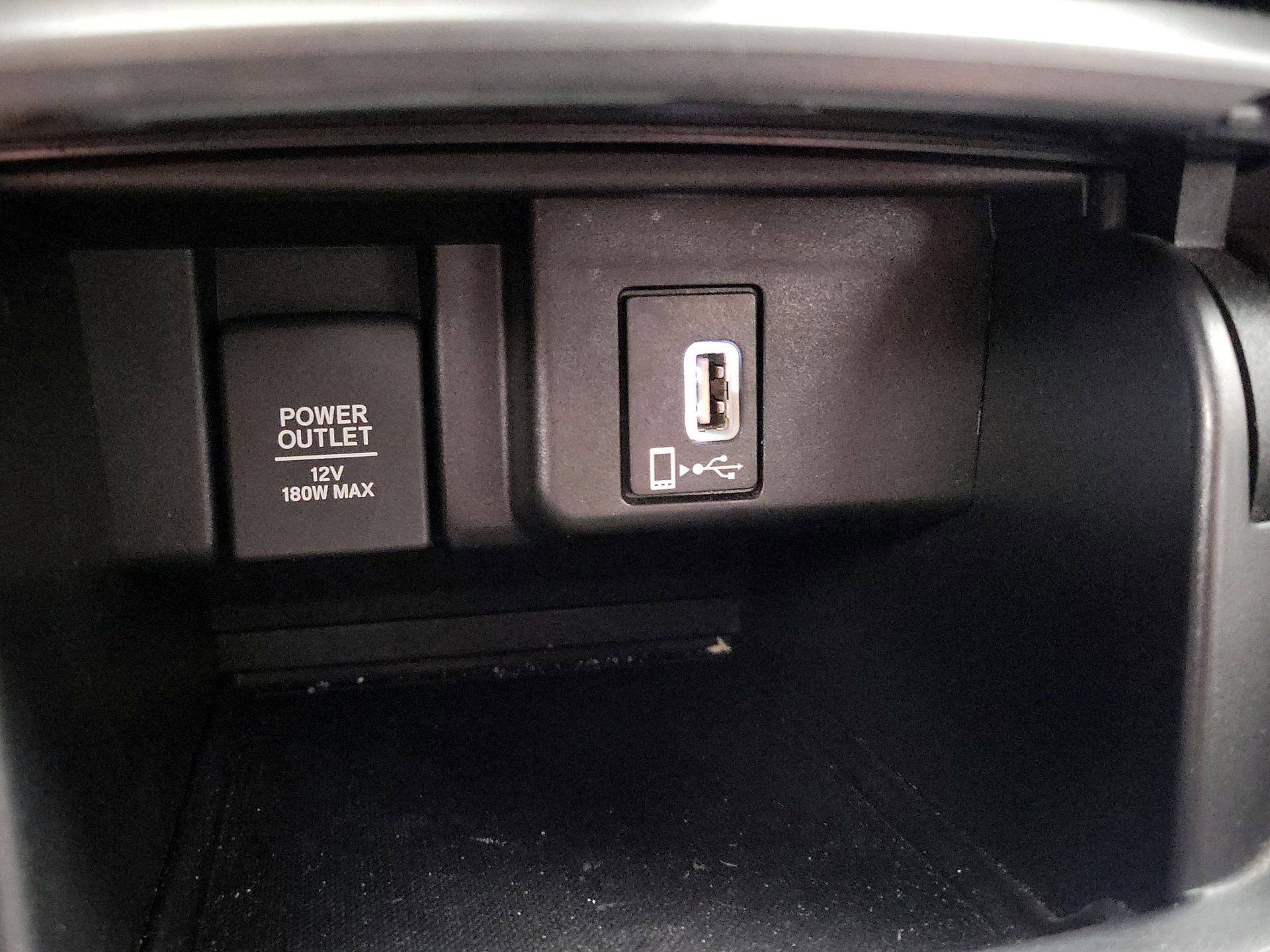 Thumbnail: 2019 Honda Accord - 18