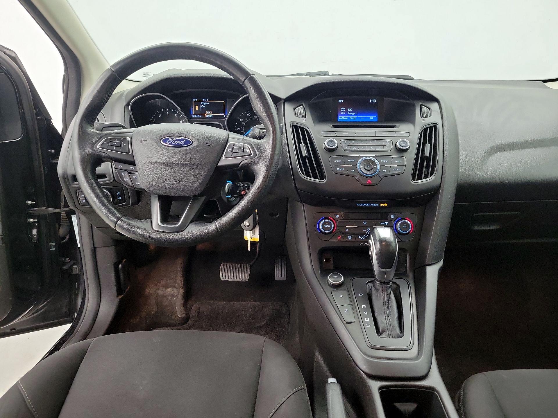 Thumbnail: 2016 Ford Focus - 9