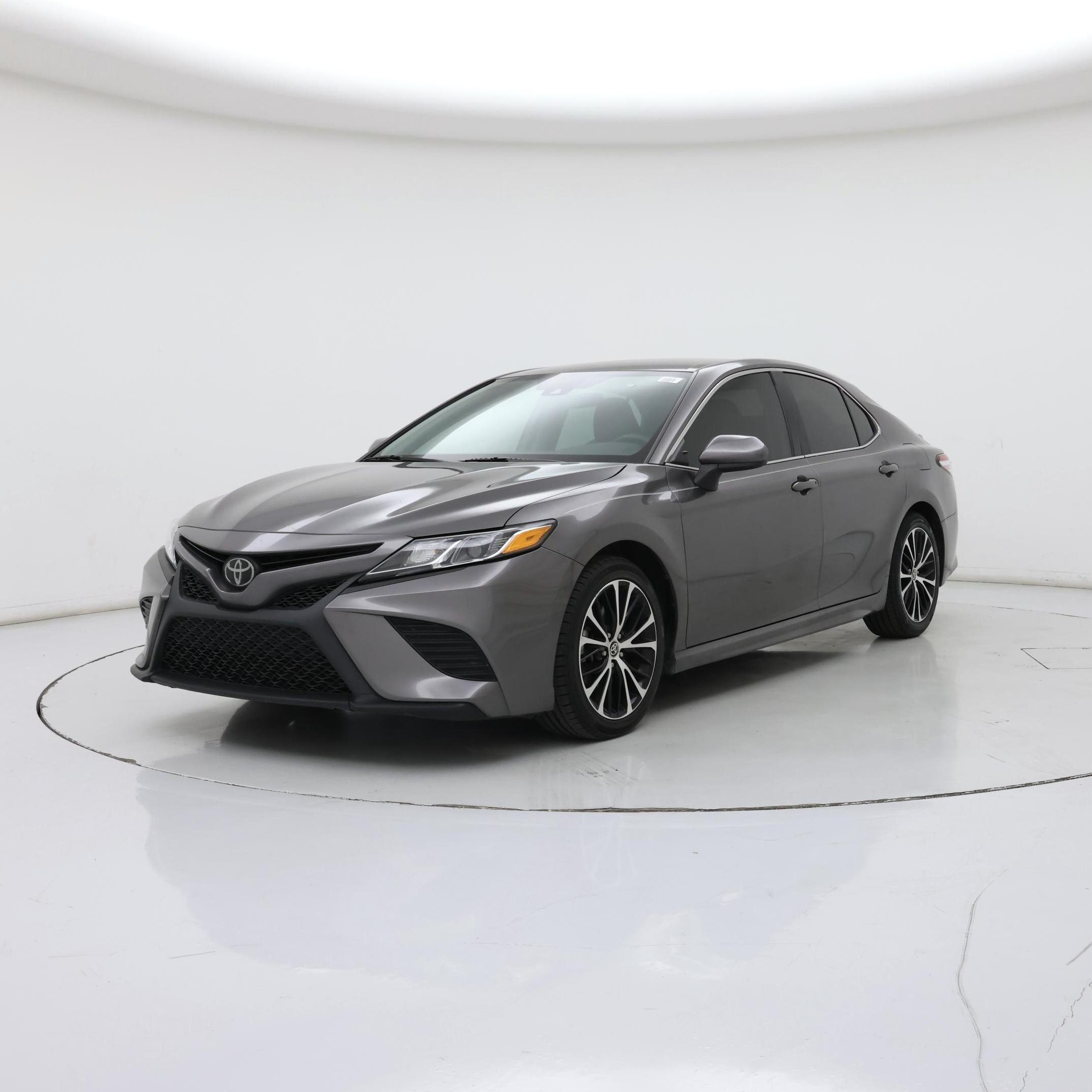 Thumbnail: 2020 Toyota Camry - 4