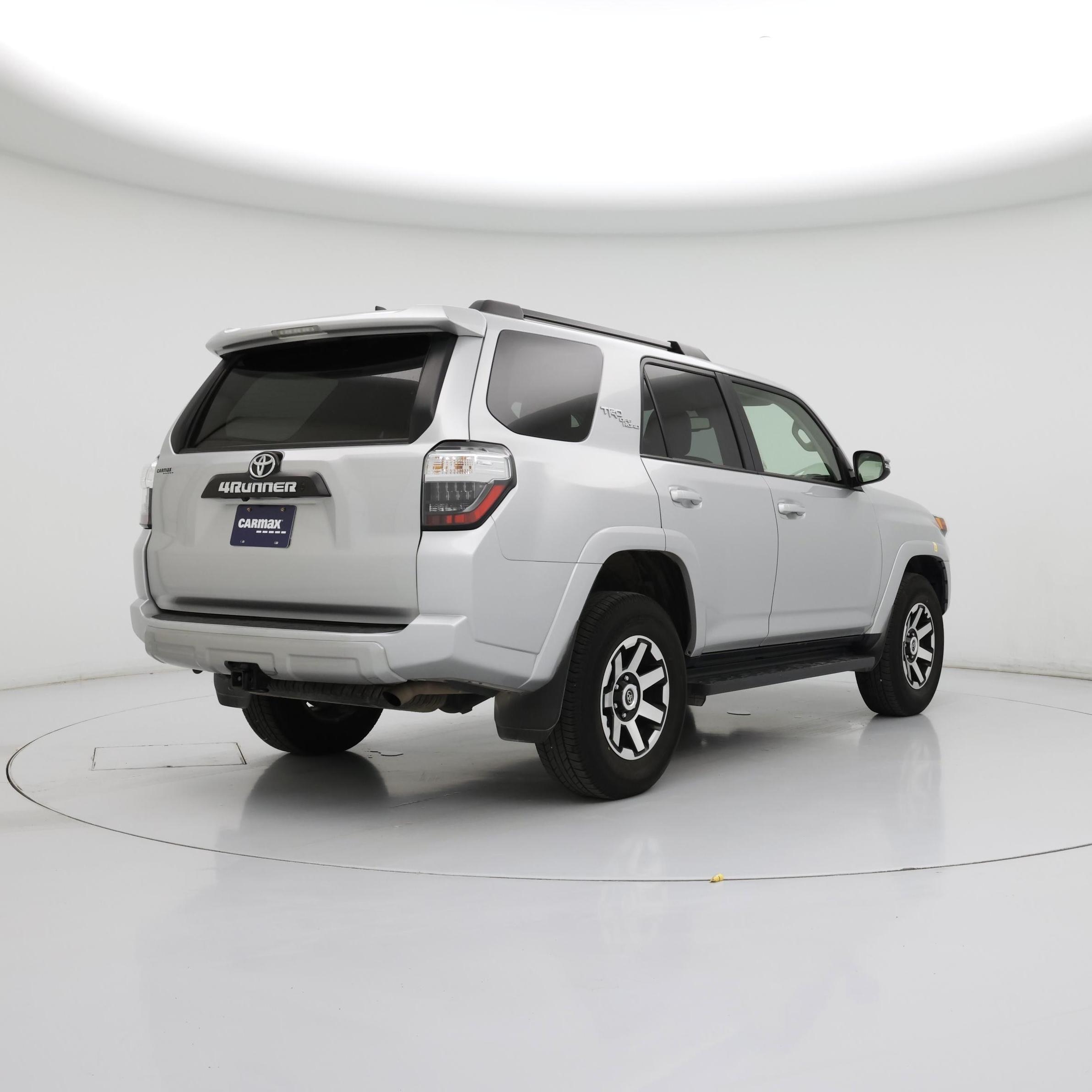 Thumbnail: 2024 Toyota 4Runner - 8