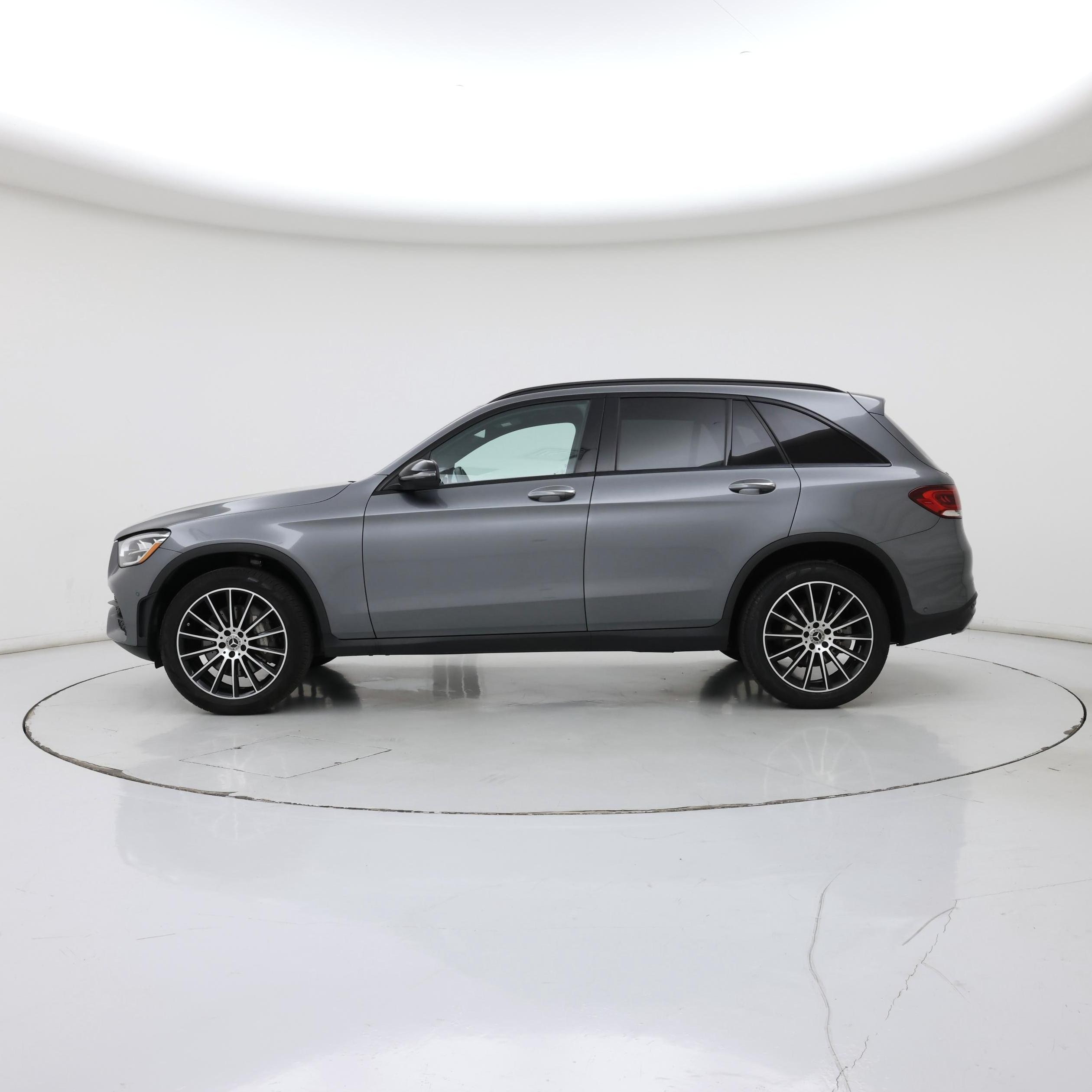 Thumbnail: 2022 Mercedes-Benz GLC - 3