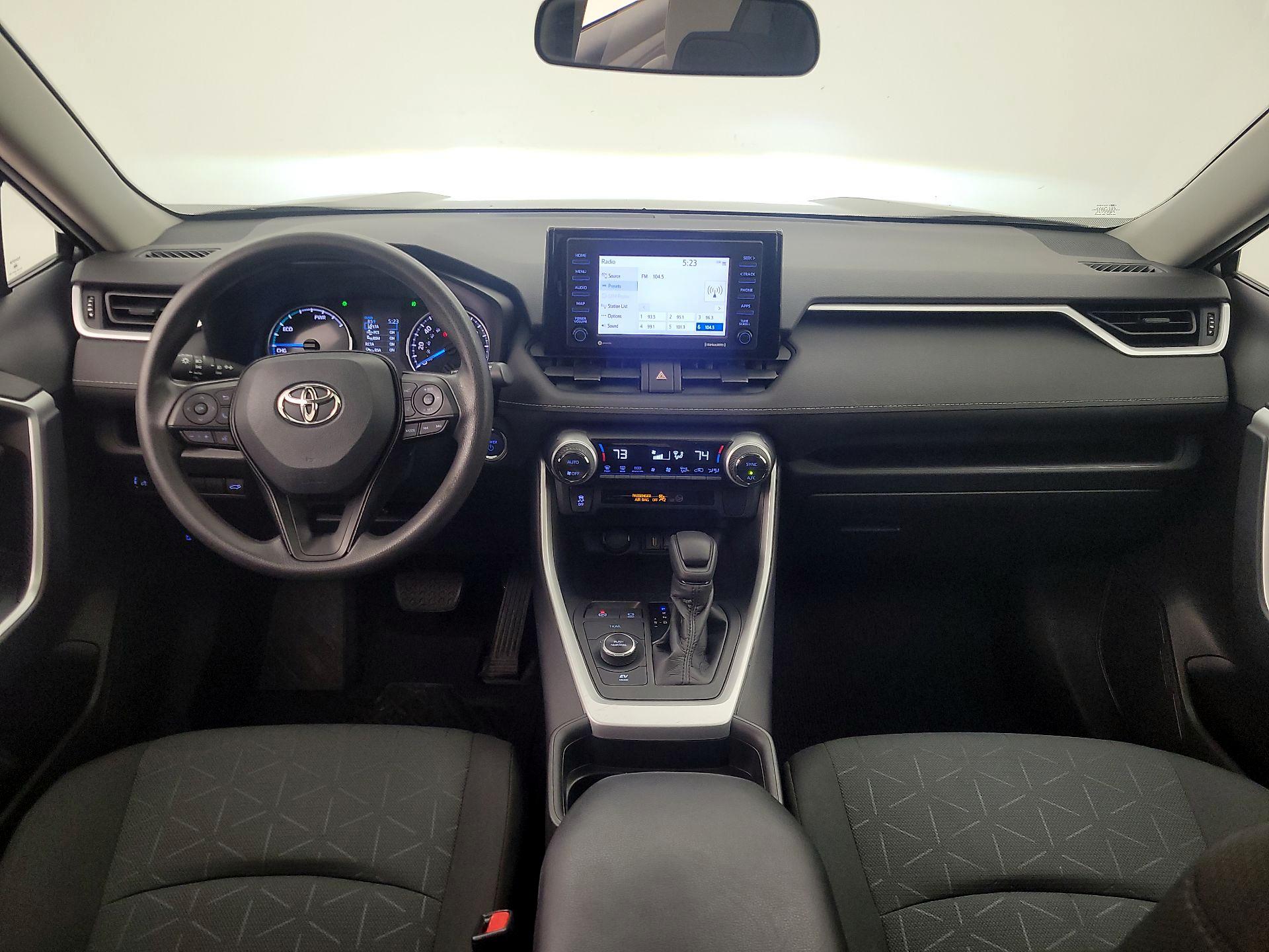 Thumbnail: 2021 Toyota RAV4 - 9