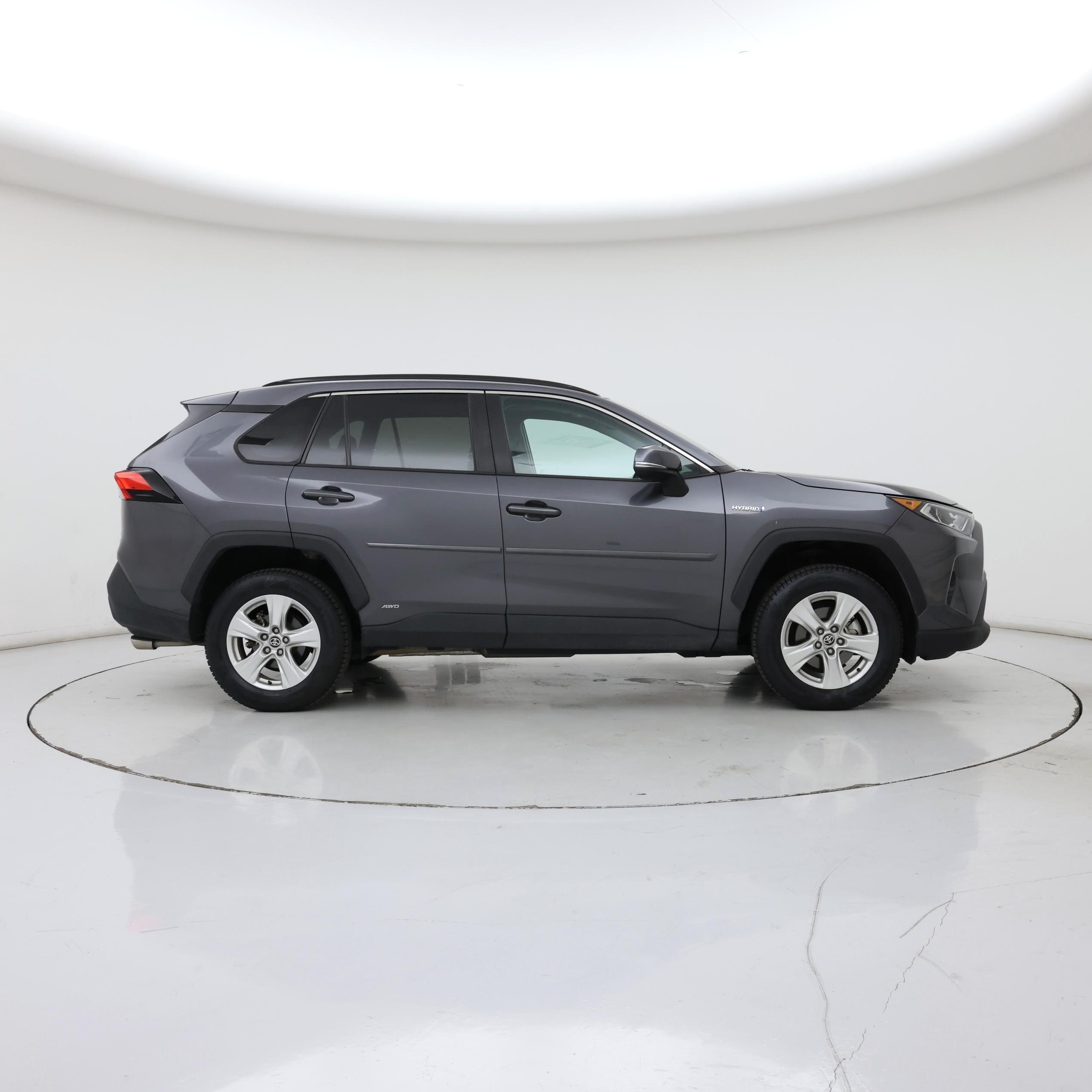 Thumbnail: 2021 Toyota RAV4 - 7