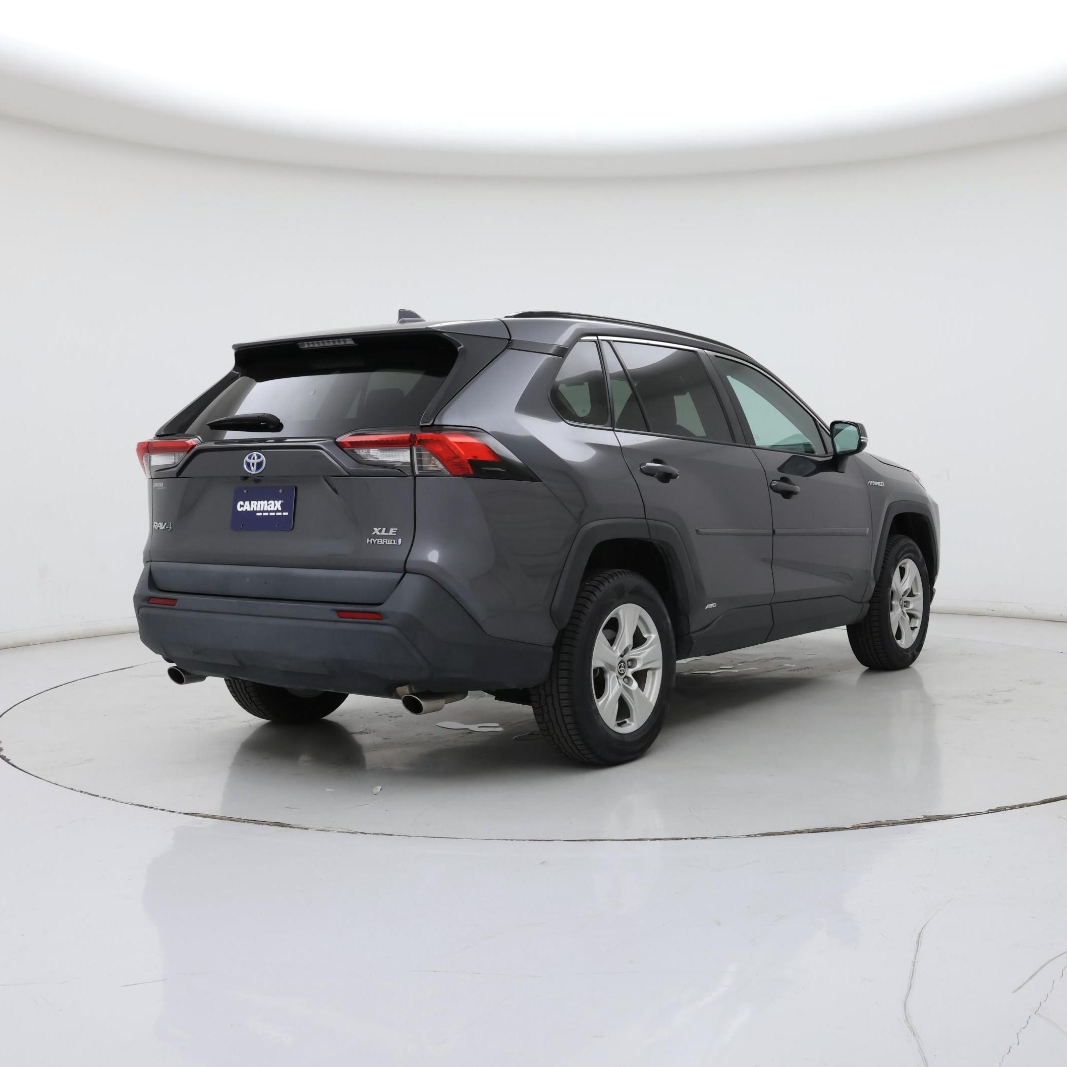 Thumbnail: 2021 Toyota RAV4 - 8