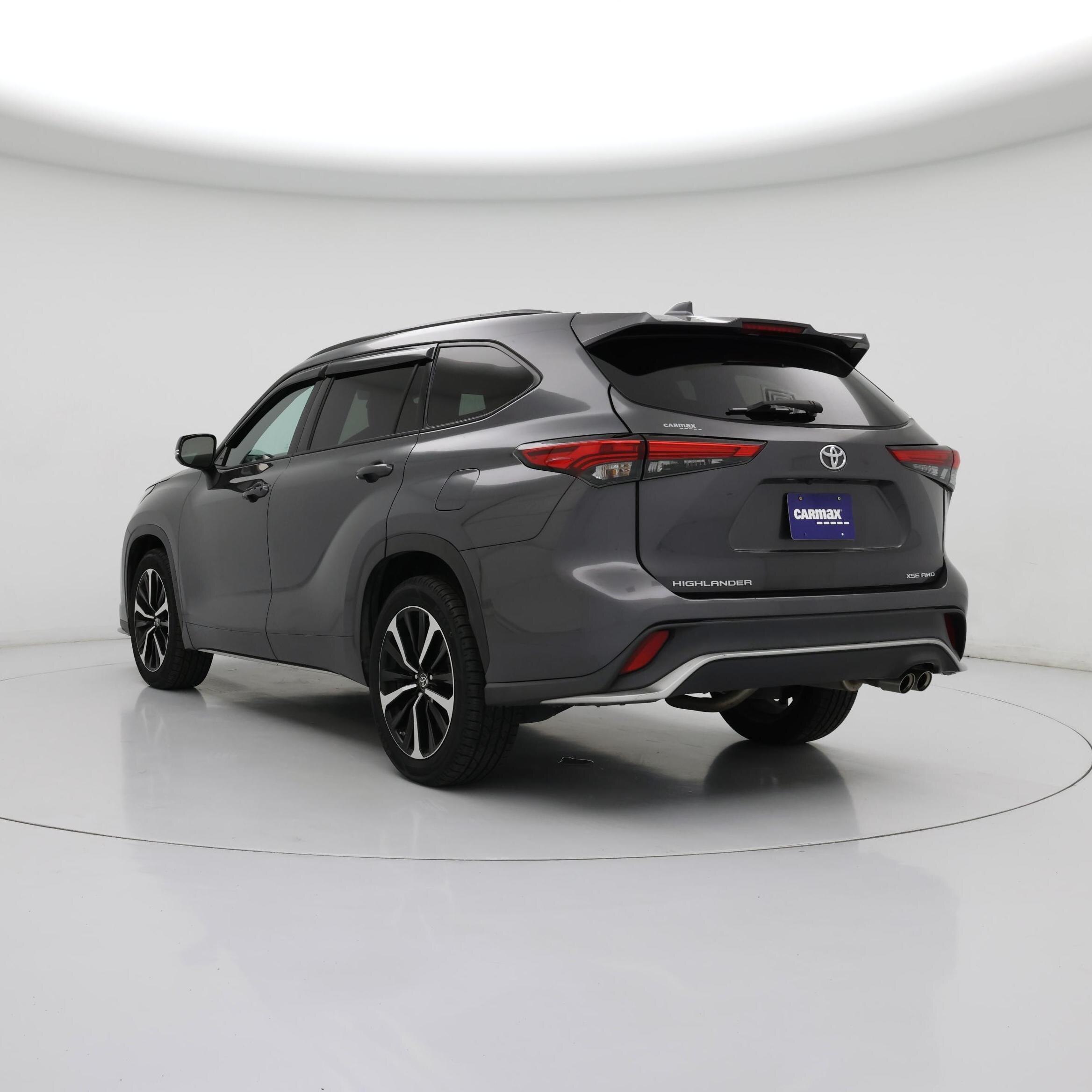 Thumbnail: 2022 Toyota Highlander - 2