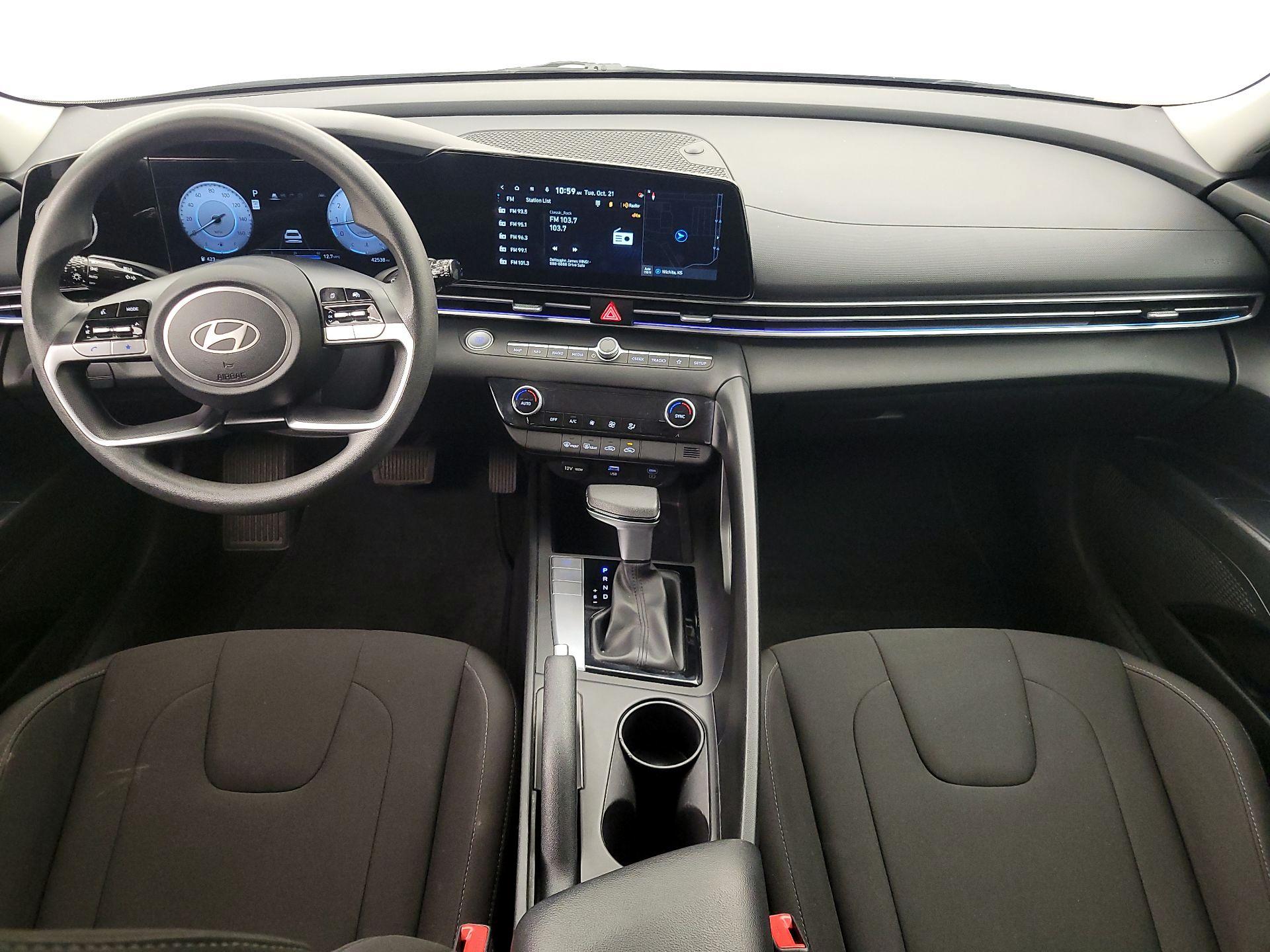 Thumbnail: 2024 Hyundai Elantra - 9