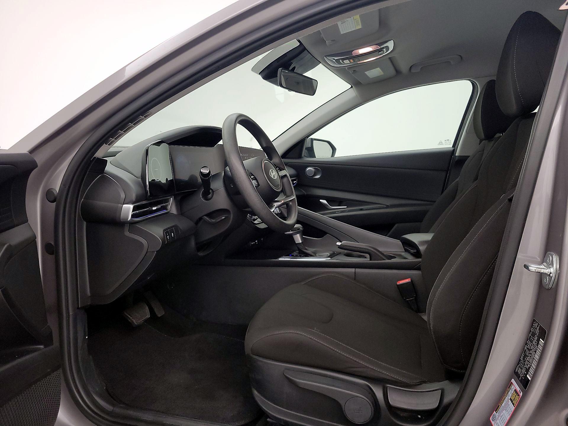 Thumbnail: 2024 Hyundai Elantra - 11